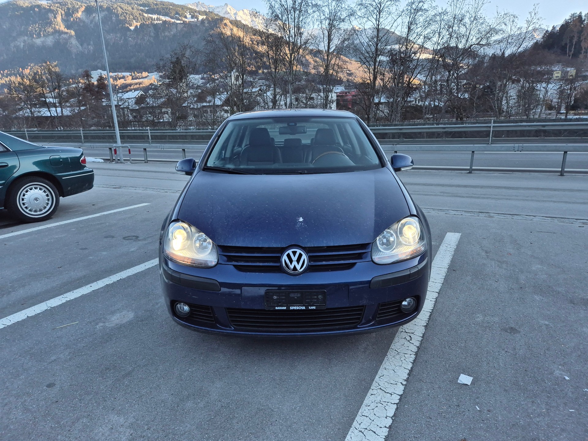 VW Golf 2.0 FSI Comfortline 4Motion-image-0