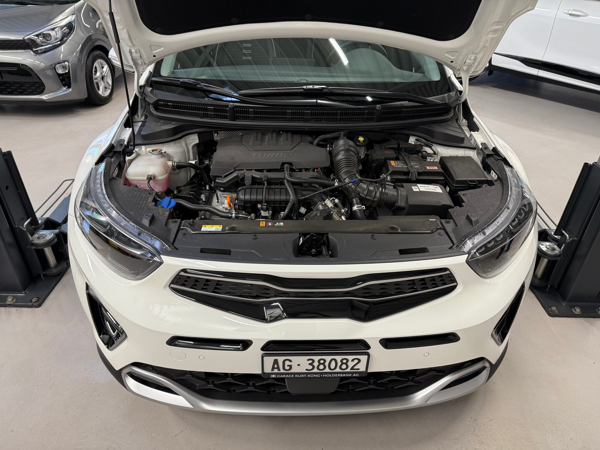 KIA Stonic 1.0 T-GDI MHEV GT-Line DCT-image-14