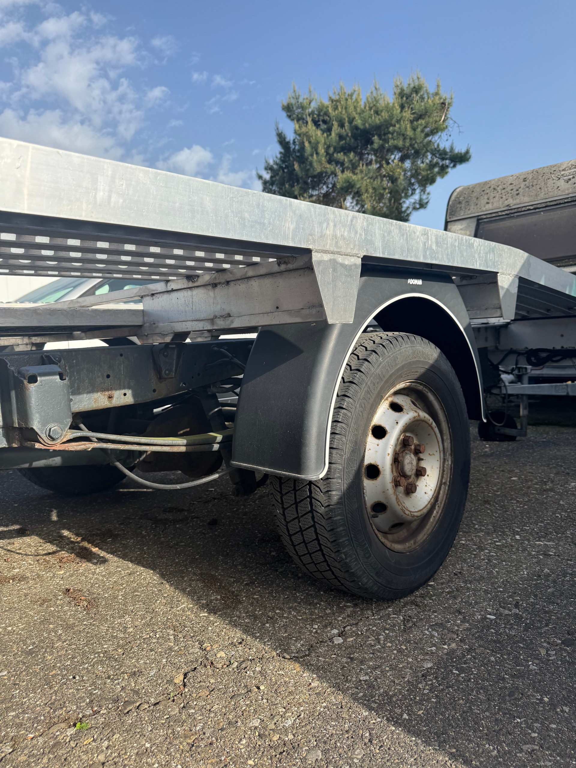 IVECO 35 12 Transporter-image-10