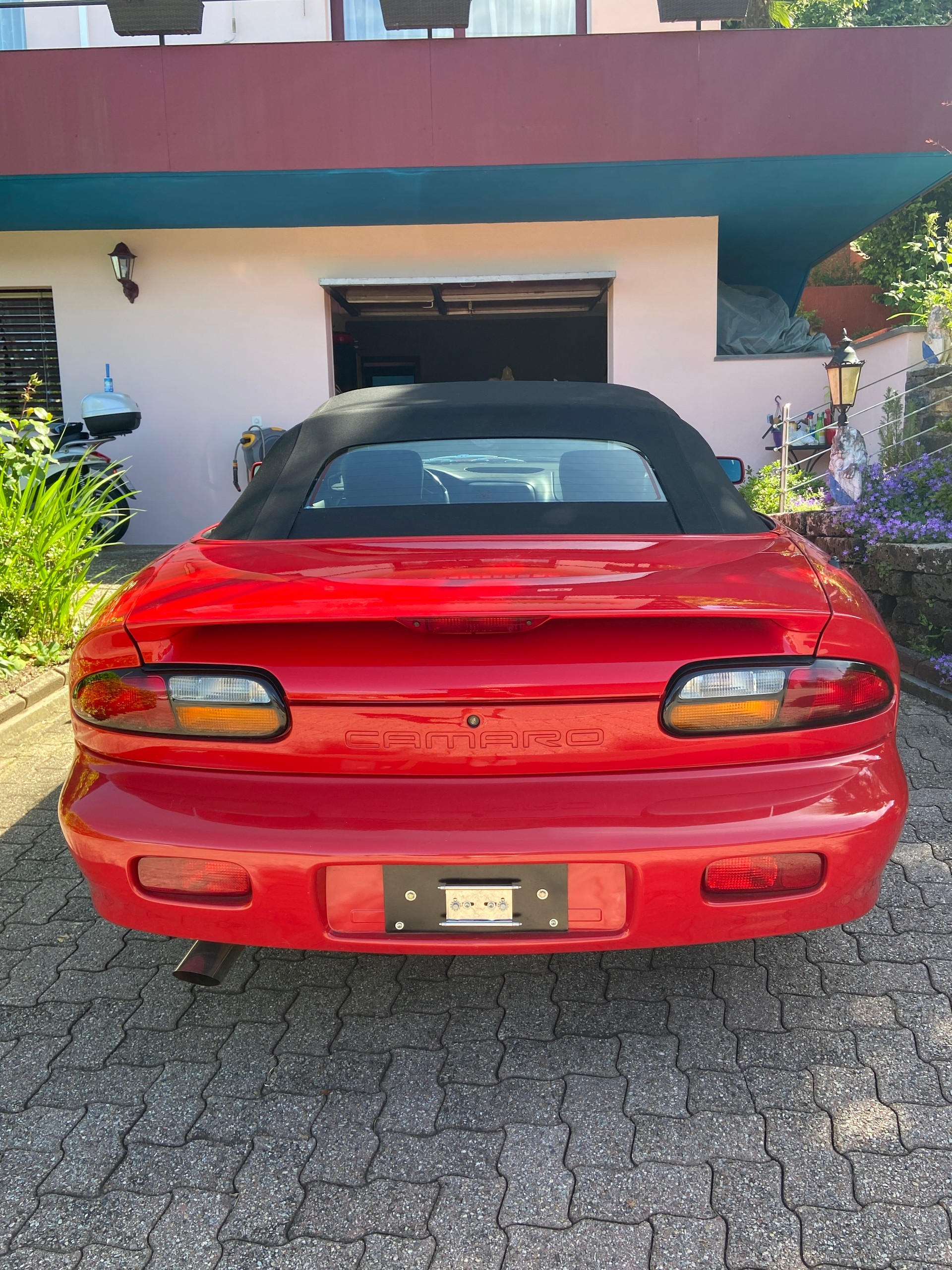 CHEVROLET Camaro Convertible A-image-1