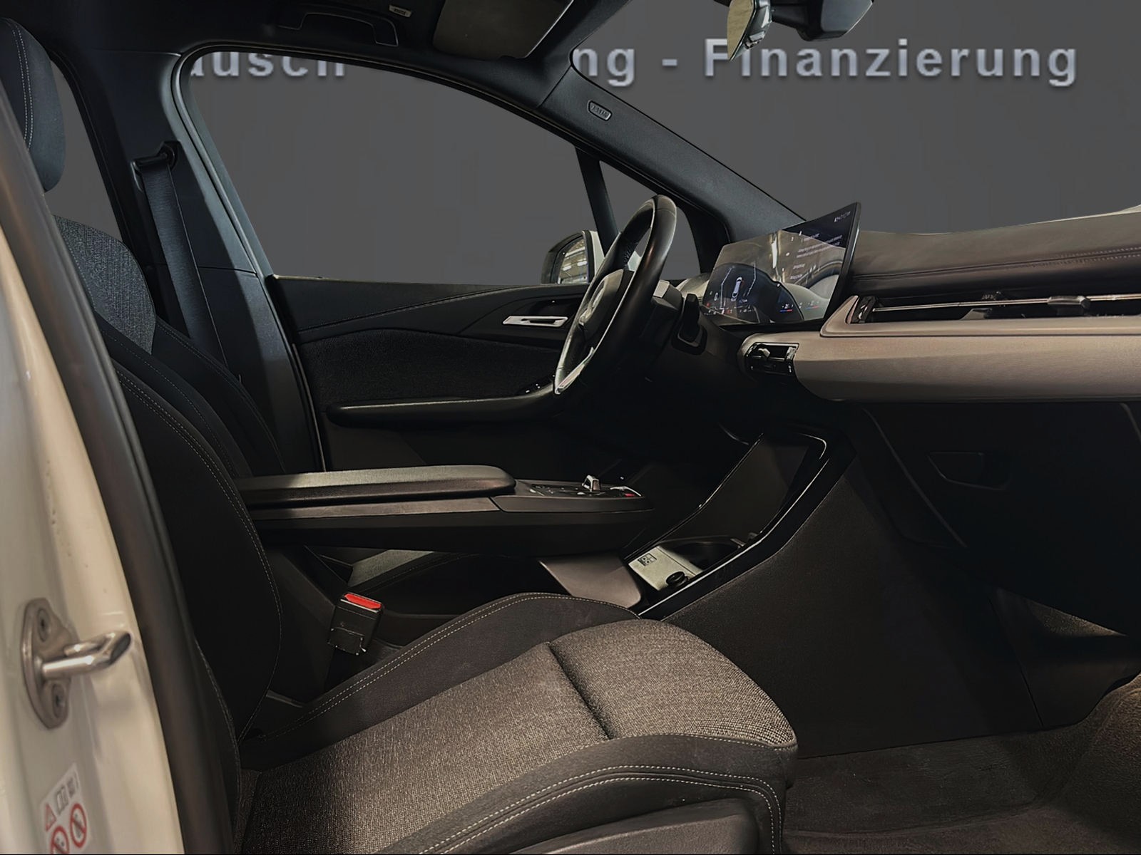 BMW 218d Active Tourer DKG-image-10