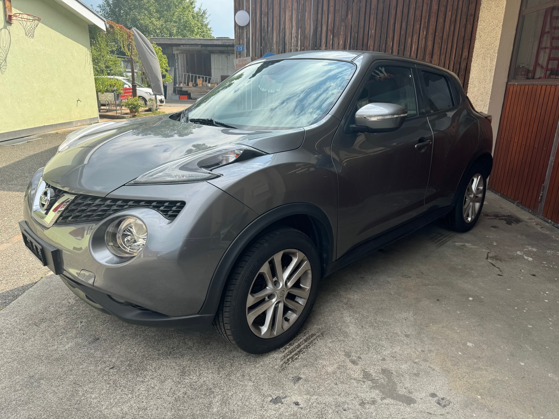 NISSAN Juke 1.6 N-Connecta Xtronic CVT-image-1