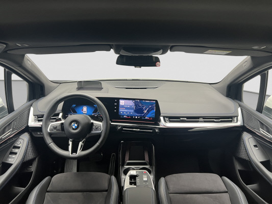 BMW 218i Act. Tour. M Sport-image-10