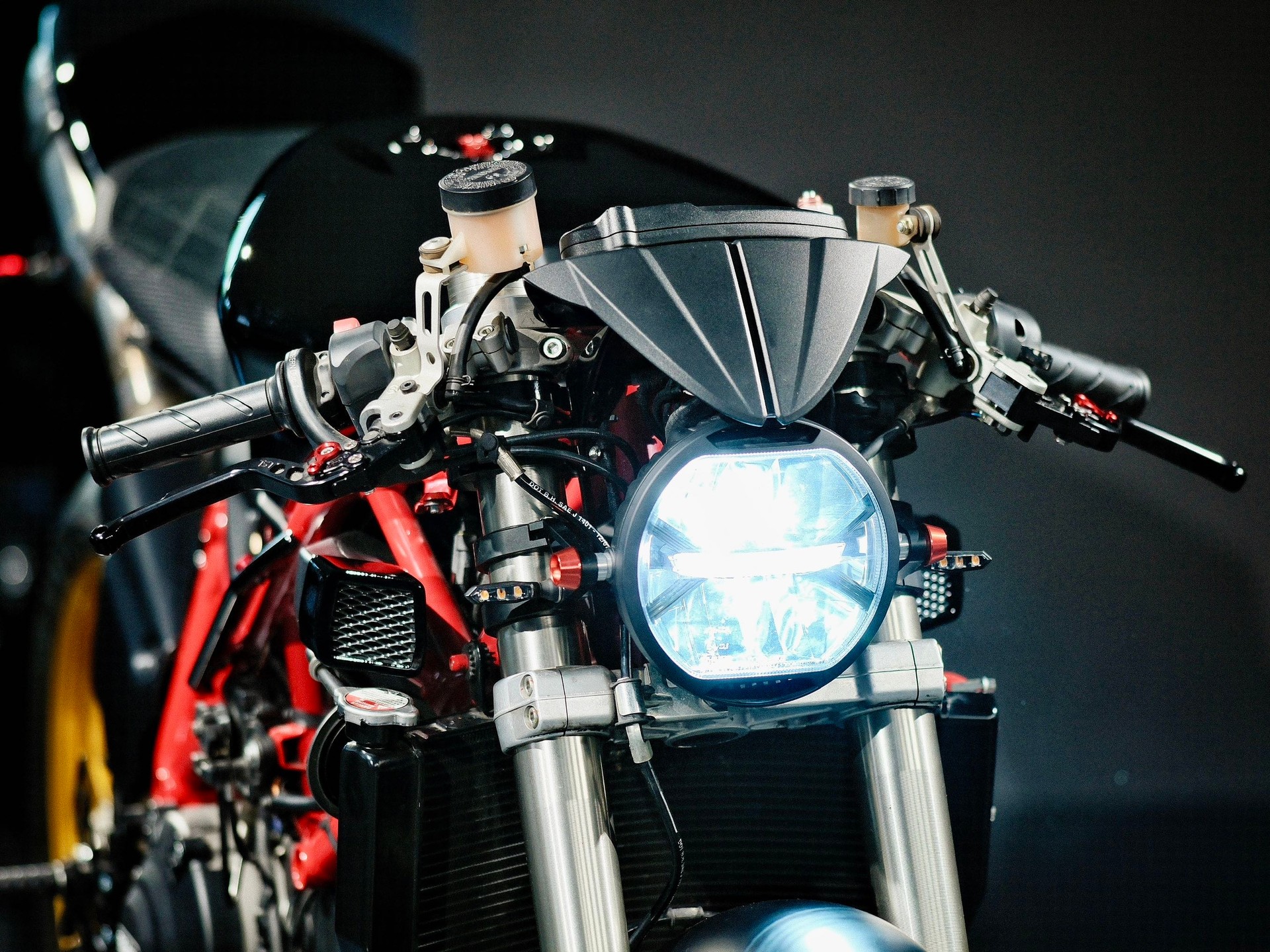 DUCATI 848 Superbike Cafe Racer-image-10