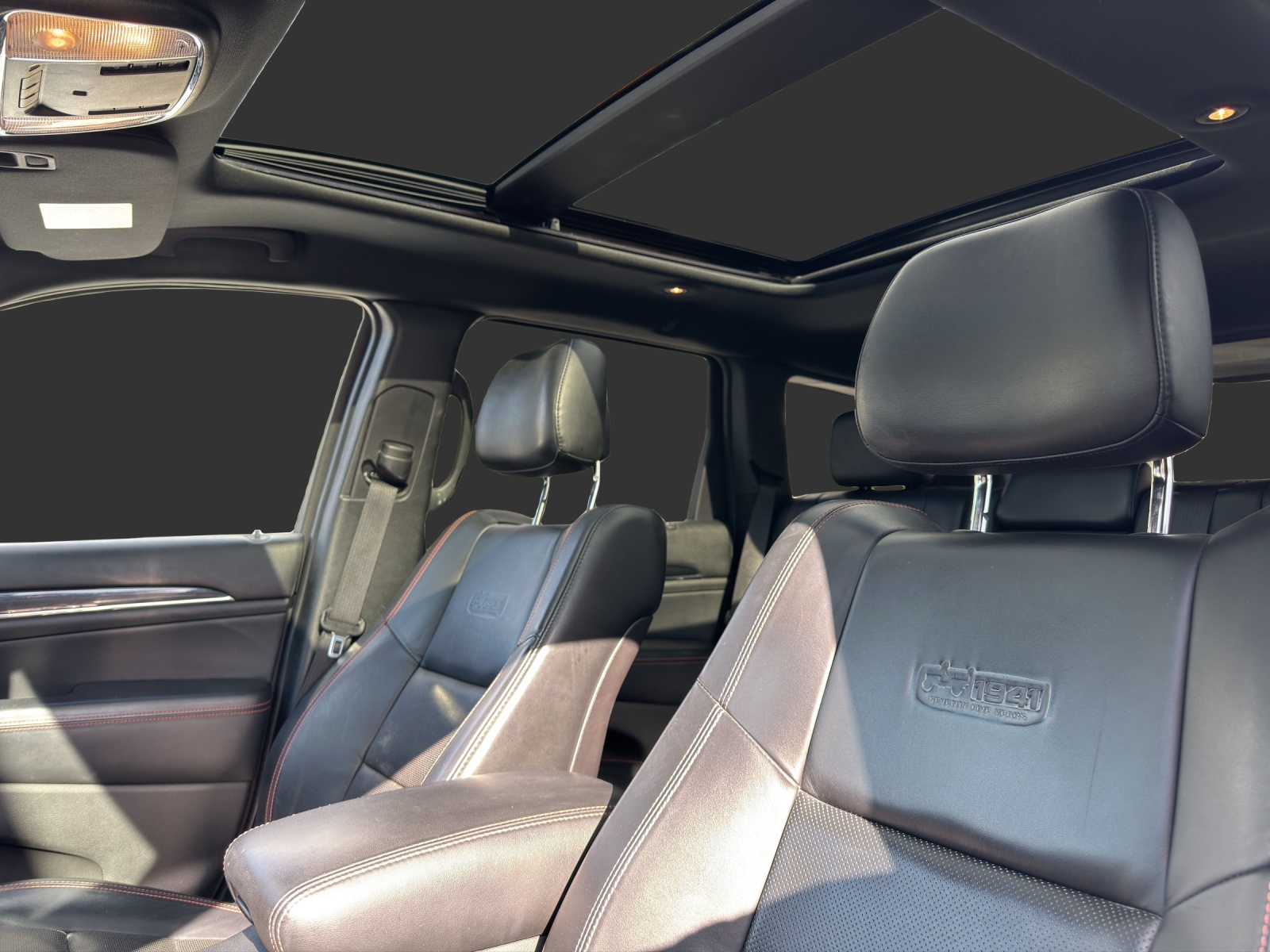 JEEP Grand Cherokee 3.0 CRD 75th Anniversary Automatic-image-15