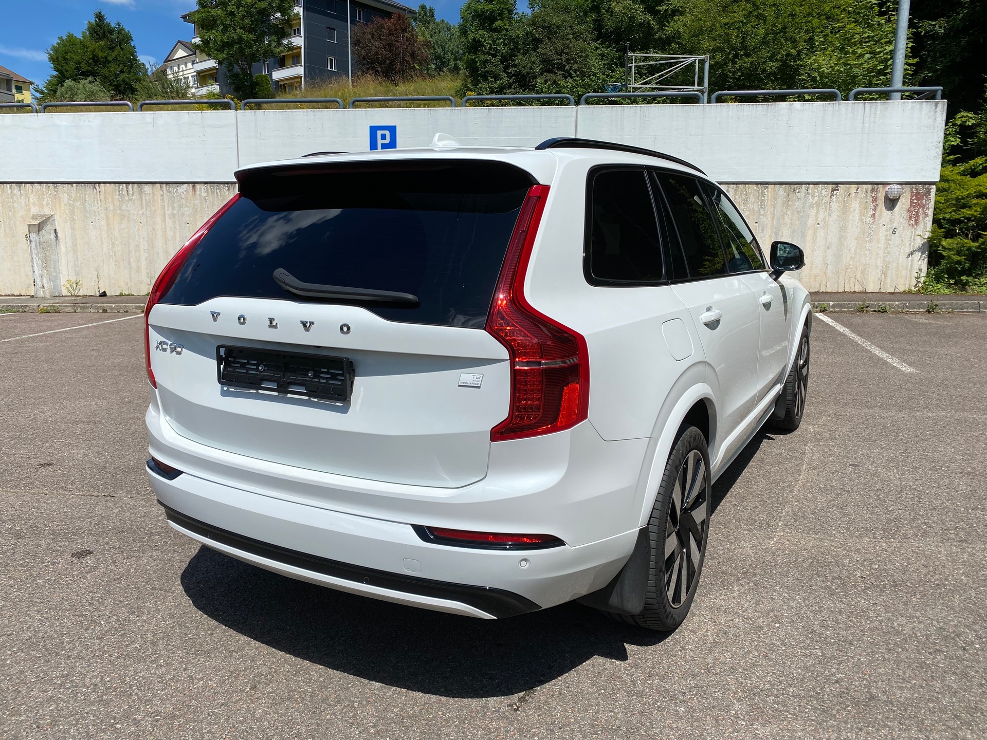 VOLVO XC90 T8 eAWD R-Design Geartronic-image-3