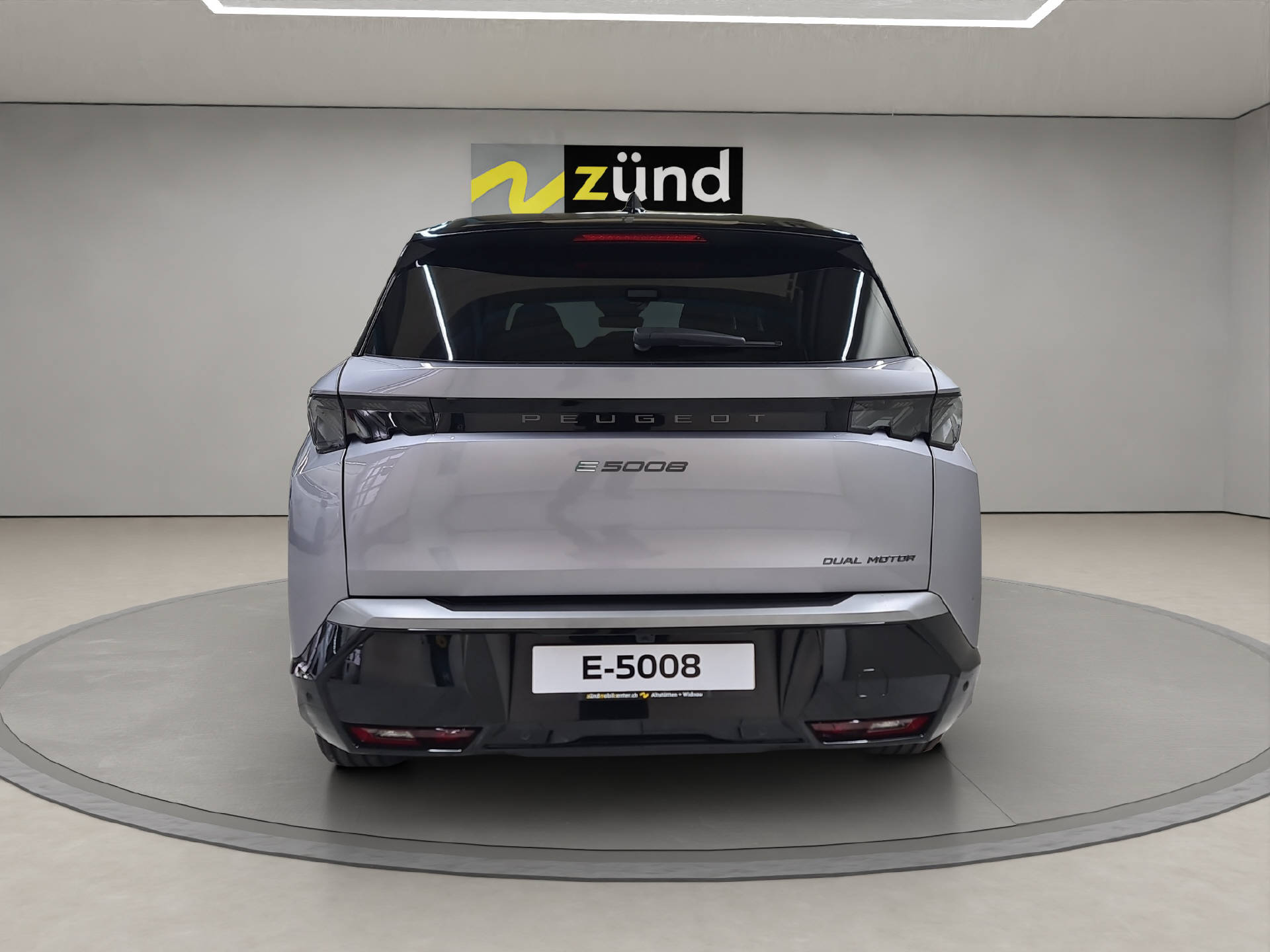 PEUGEOT E-5008 Launch Edition AWD-image-3