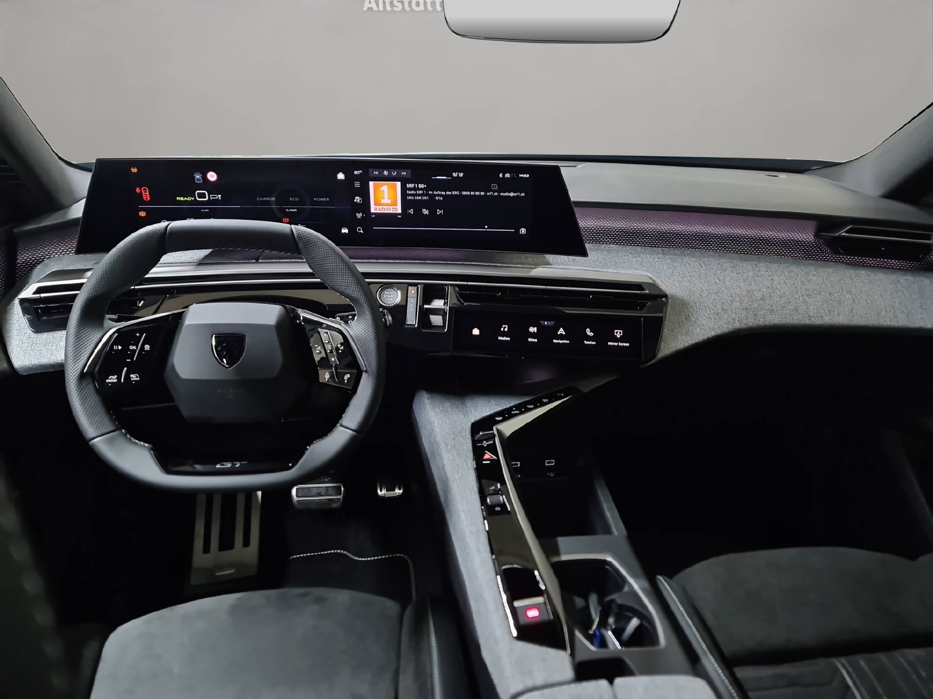 PEUGEOT E-5008 Launch Edition AWD-image-7