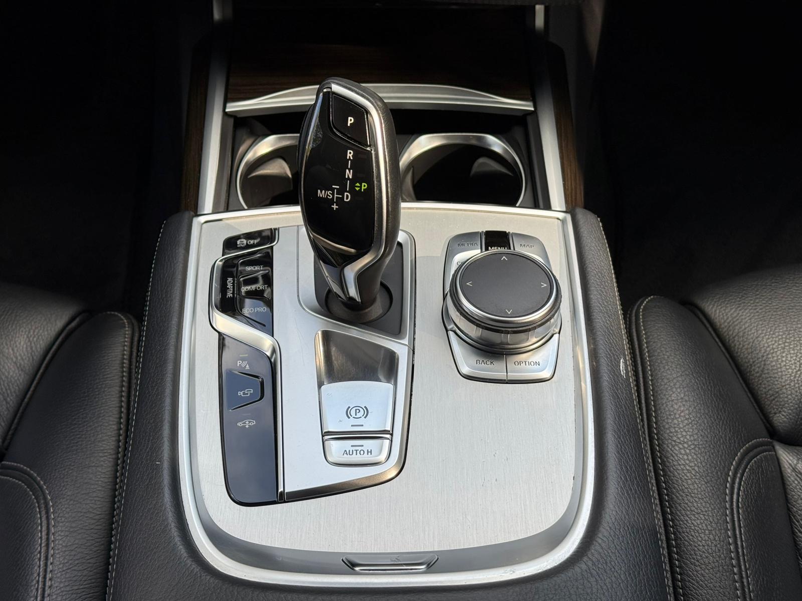 BMW 730d xDrive Steptronic-image-24