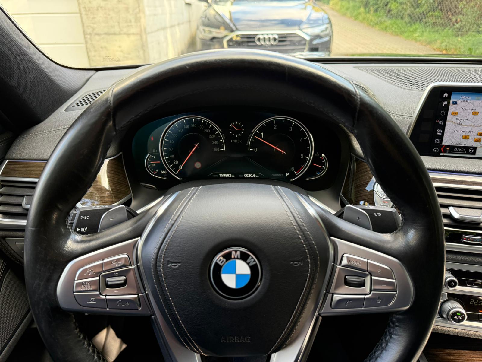 BMW 730d xDrive Steptronic-image-25