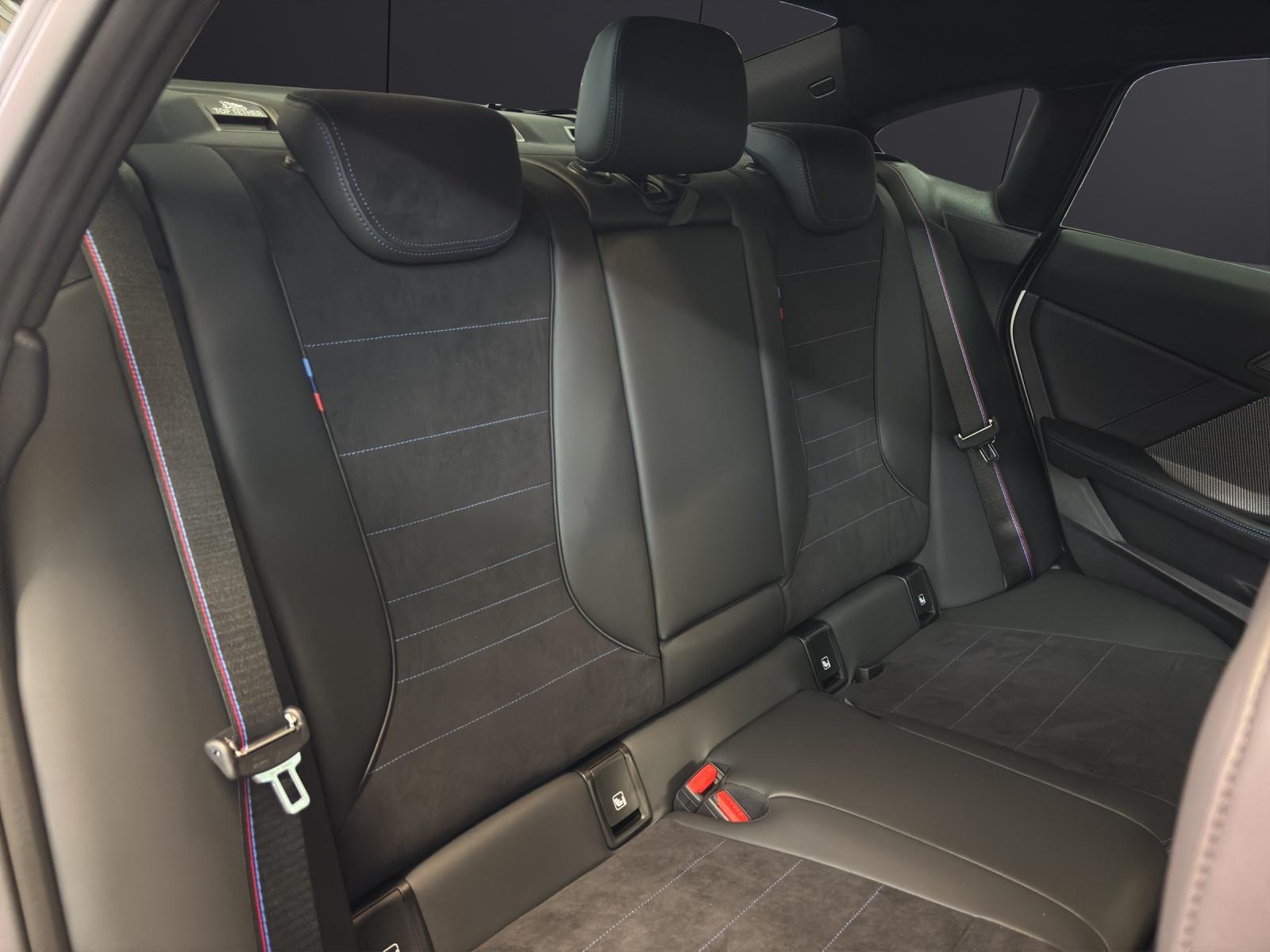 BMW M235i xDrive Gran Coupé-image-13