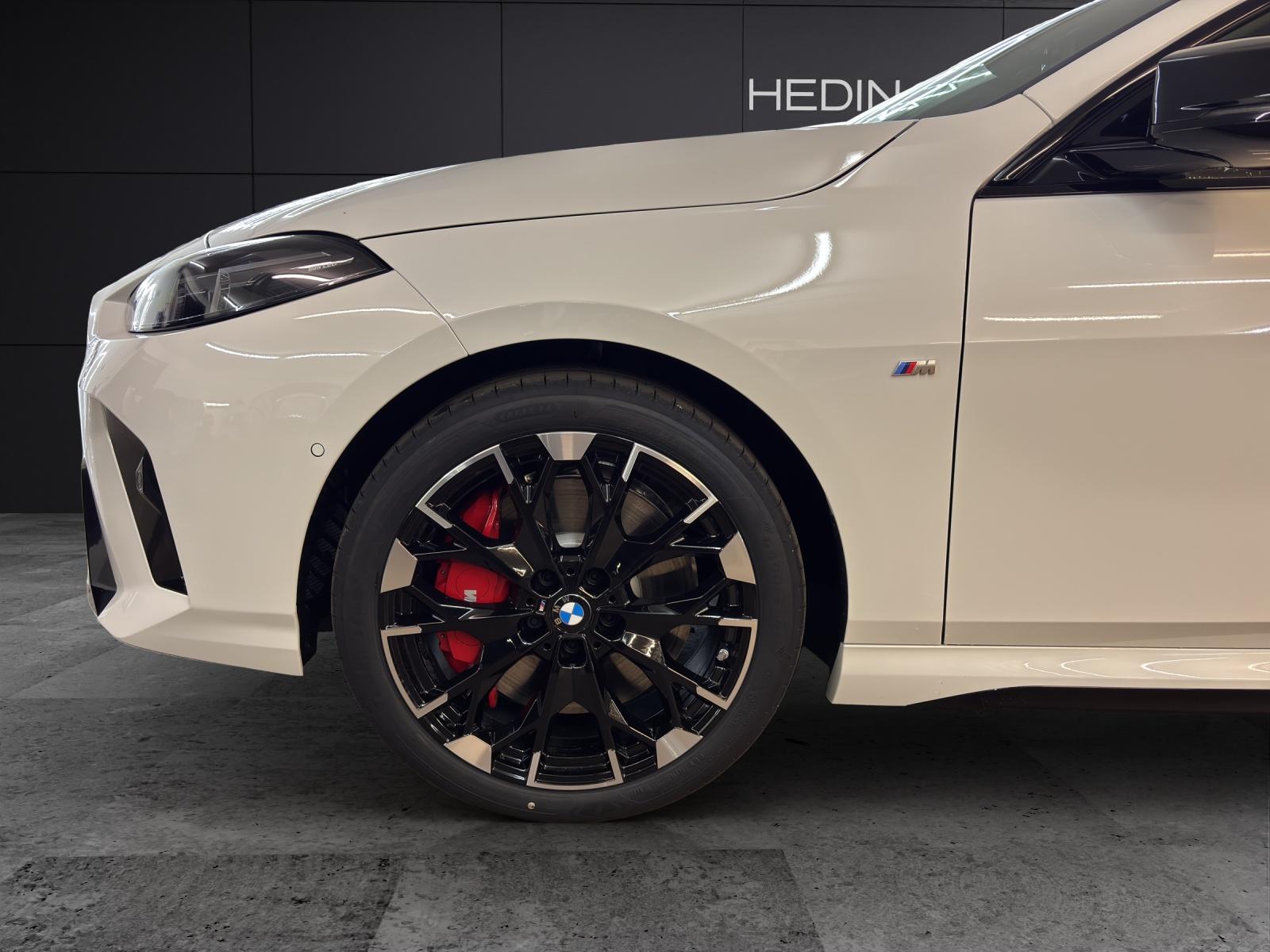 BMW M235i xDrive Gran Coupé-image-8