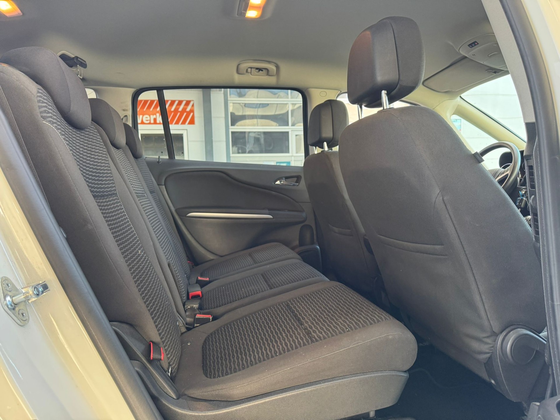 OPEL Zafira Tourer 1.6i 16V Turbo Drive-image-11