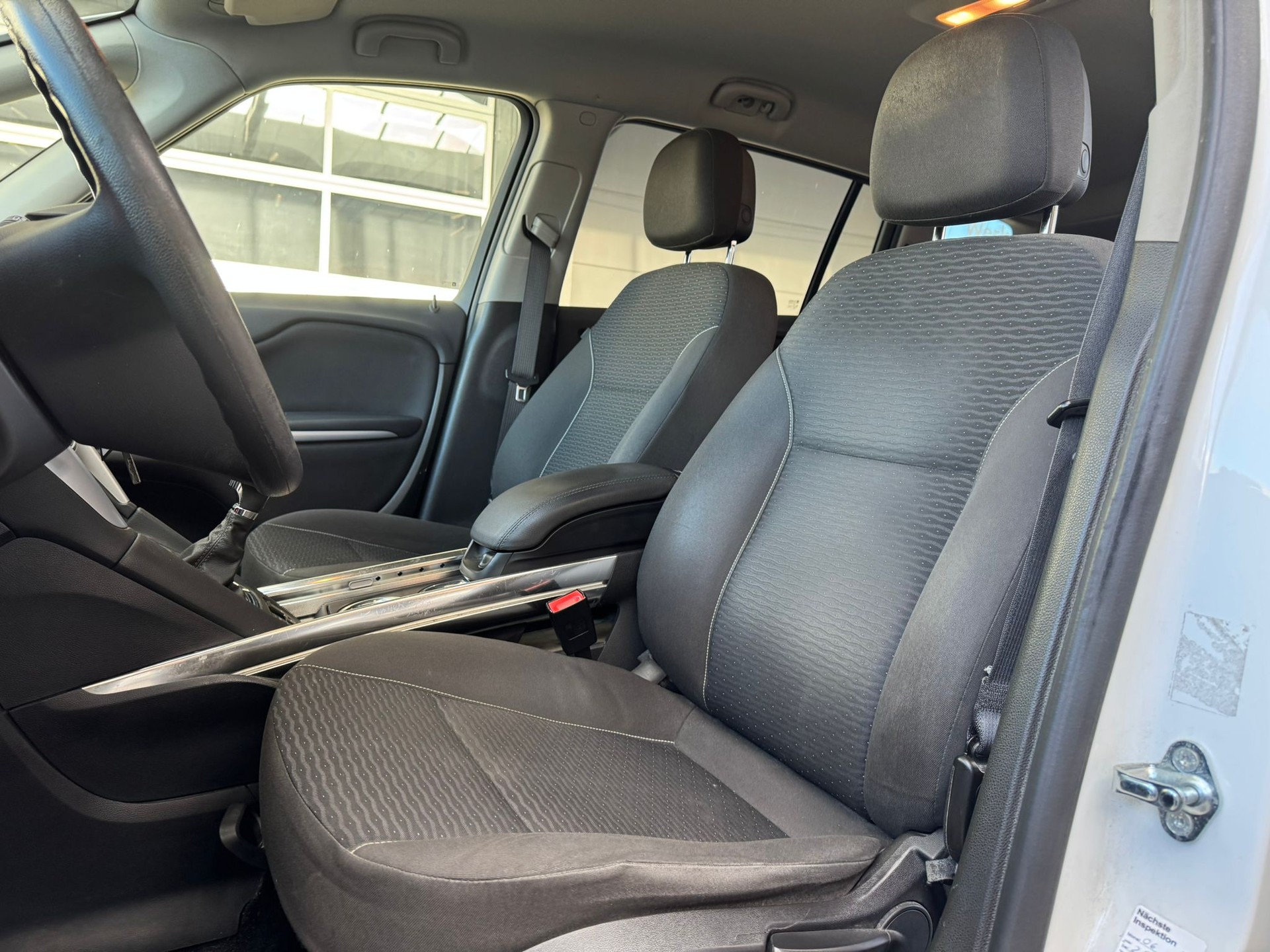 OPEL Zafira Tourer 1.6i 16V Turbo Drive-image-14