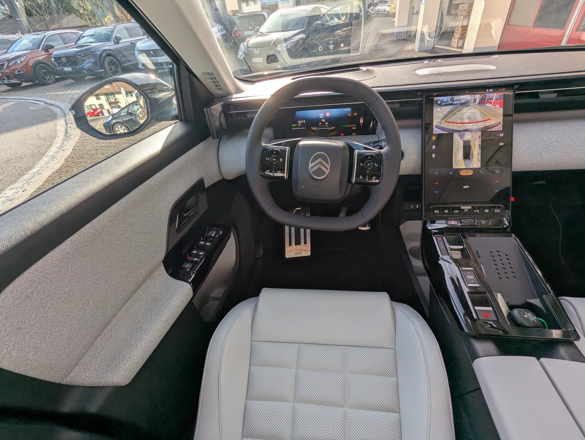 CITROEN E-C5 Aircross 73 kWh Max-image-12