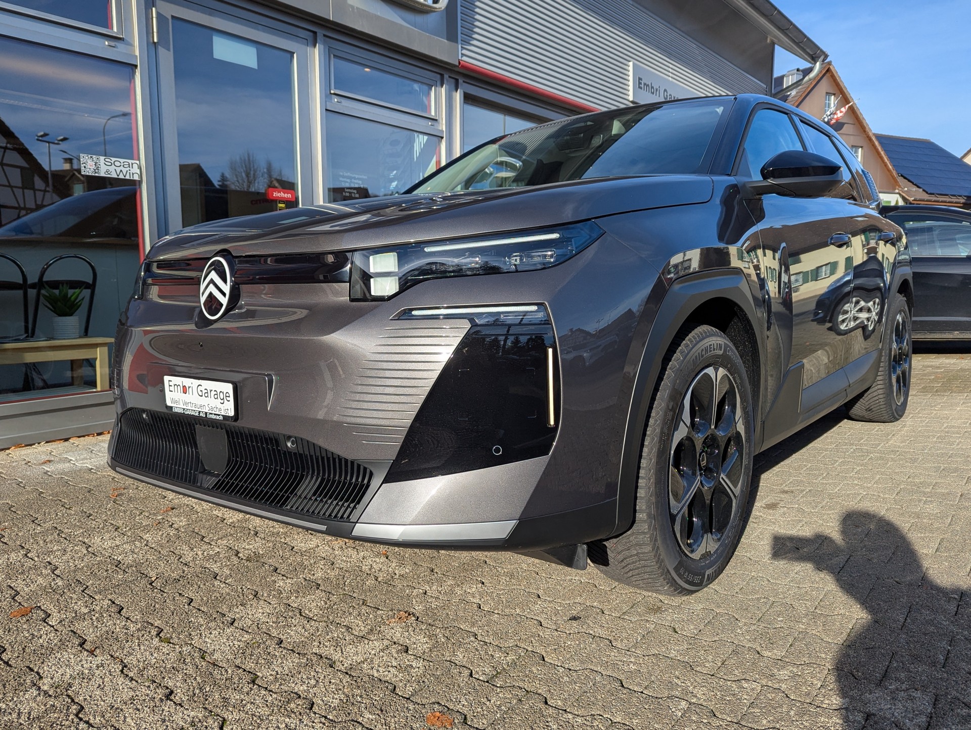 CITROEN E-C5 Aircross 73 kWh Max-image-2