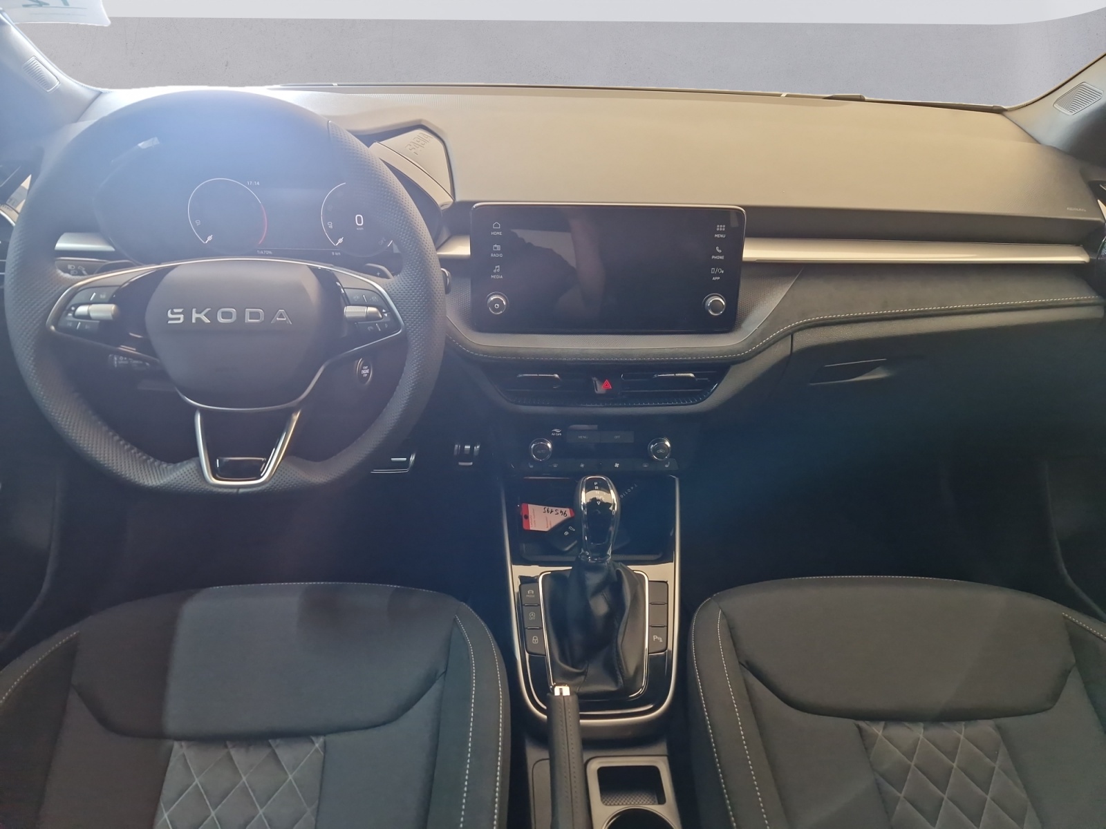 SKODA Fabia 1.0 TSI Dynamic DSG-image-9