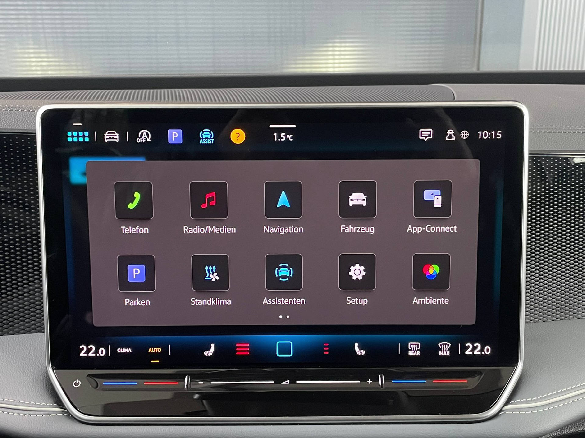 VW Passat Variant 1.5 TSI Business DSG-image-13