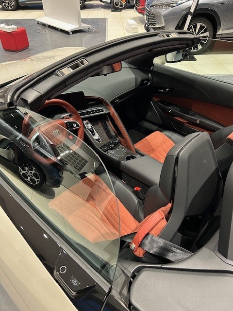 MG Cyberster 77kWh 4WD-image-6