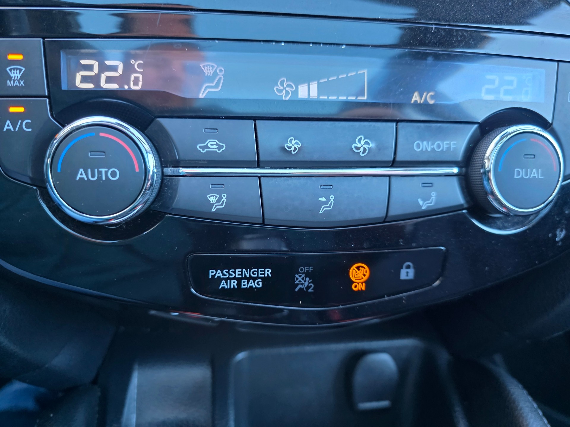 NISSAN Qashqai 1.6 DIG-T 360°-image-19