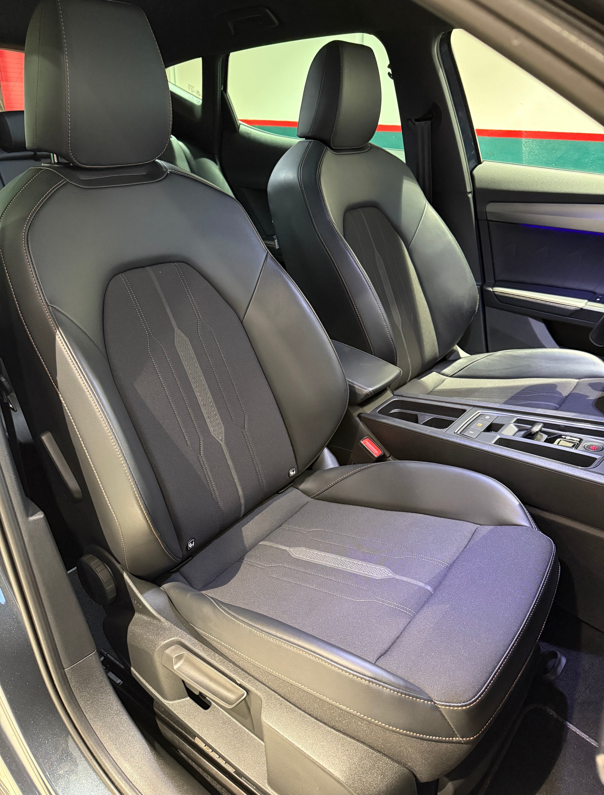 CUPRA Formentor 2.0 TDI-image-16
