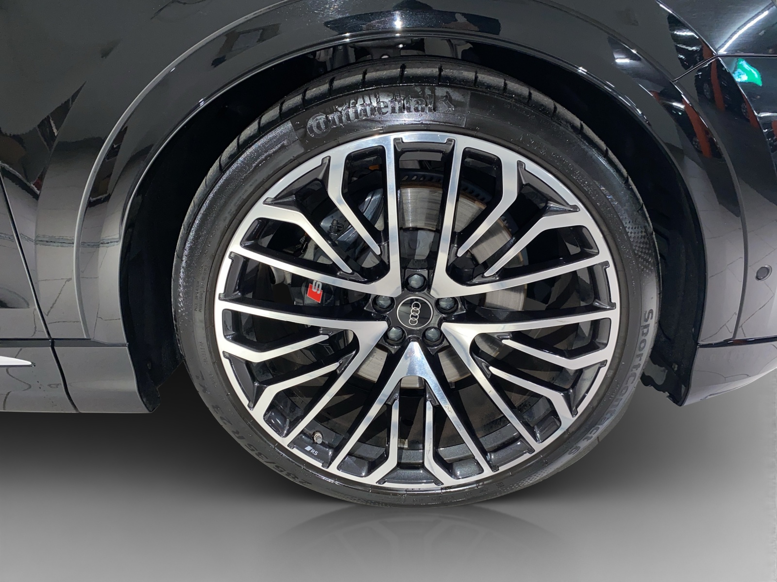 AUDI SQ8 SUV TFSI quattro tiptronic-image-15