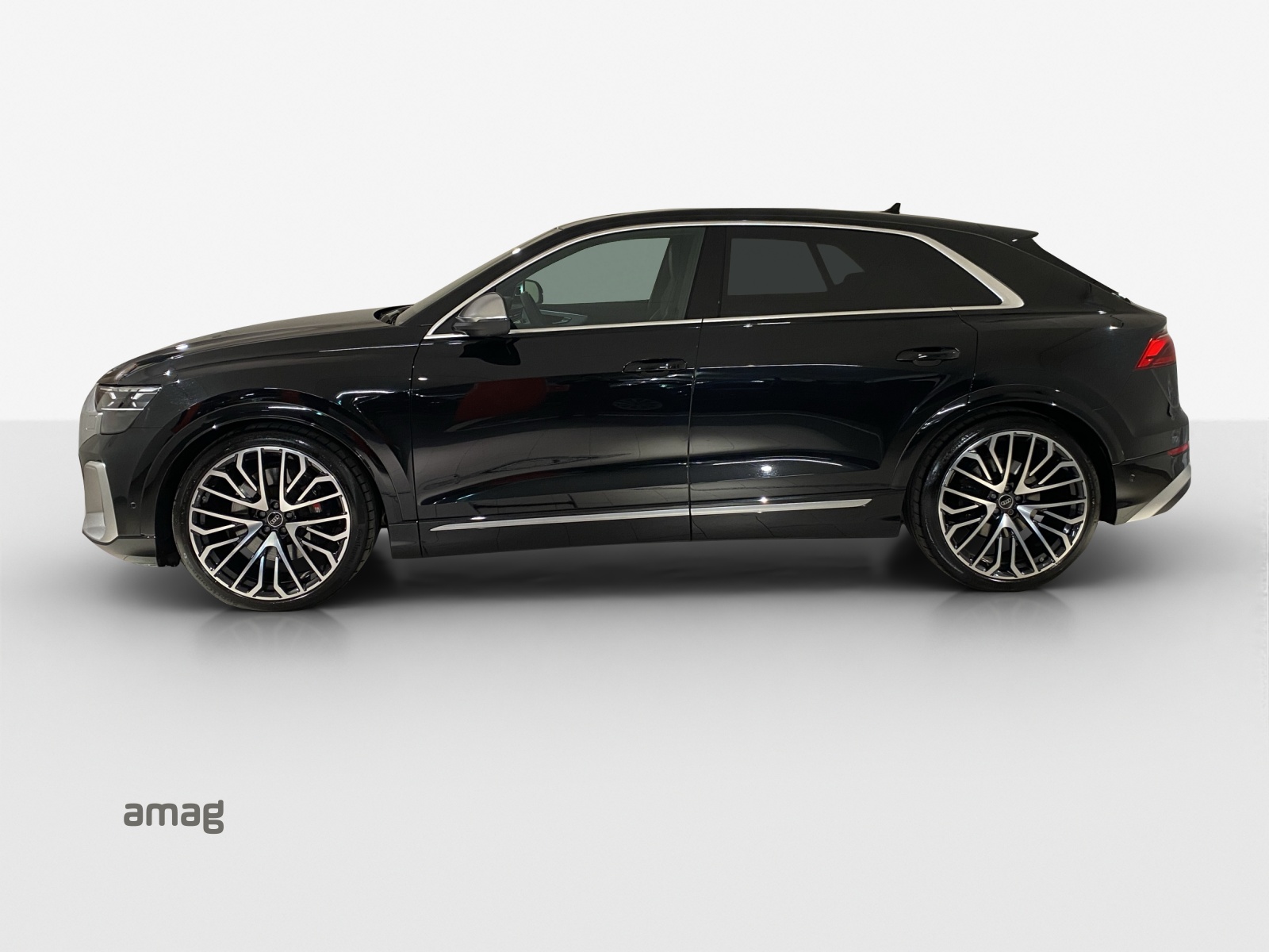 AUDI SQ8 SUV TFSI quattro tiptronic-image-1