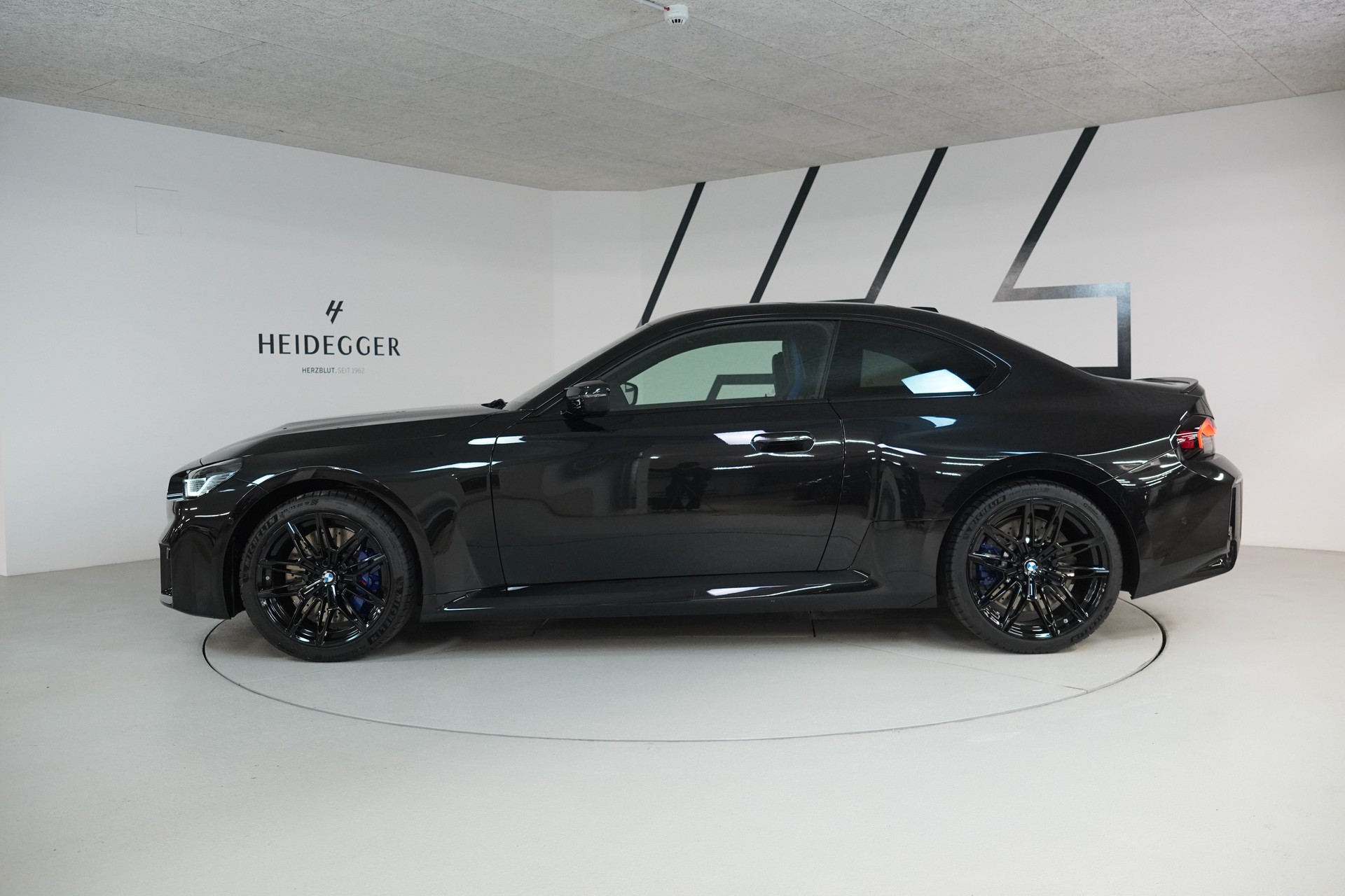 BMW M2 Steptronic-image-3