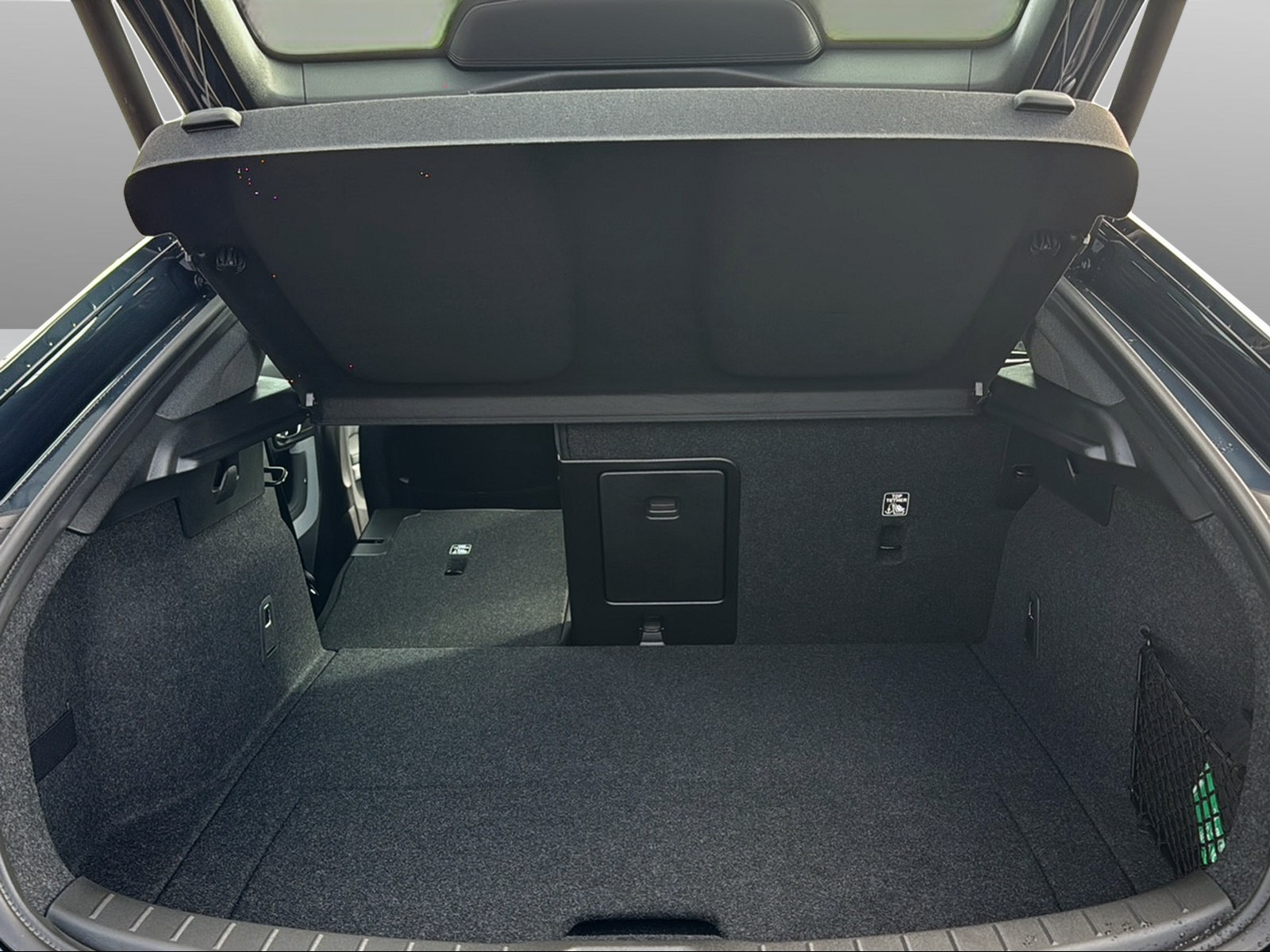 POLESTAR 2 Long Range Dual Motor-image-15