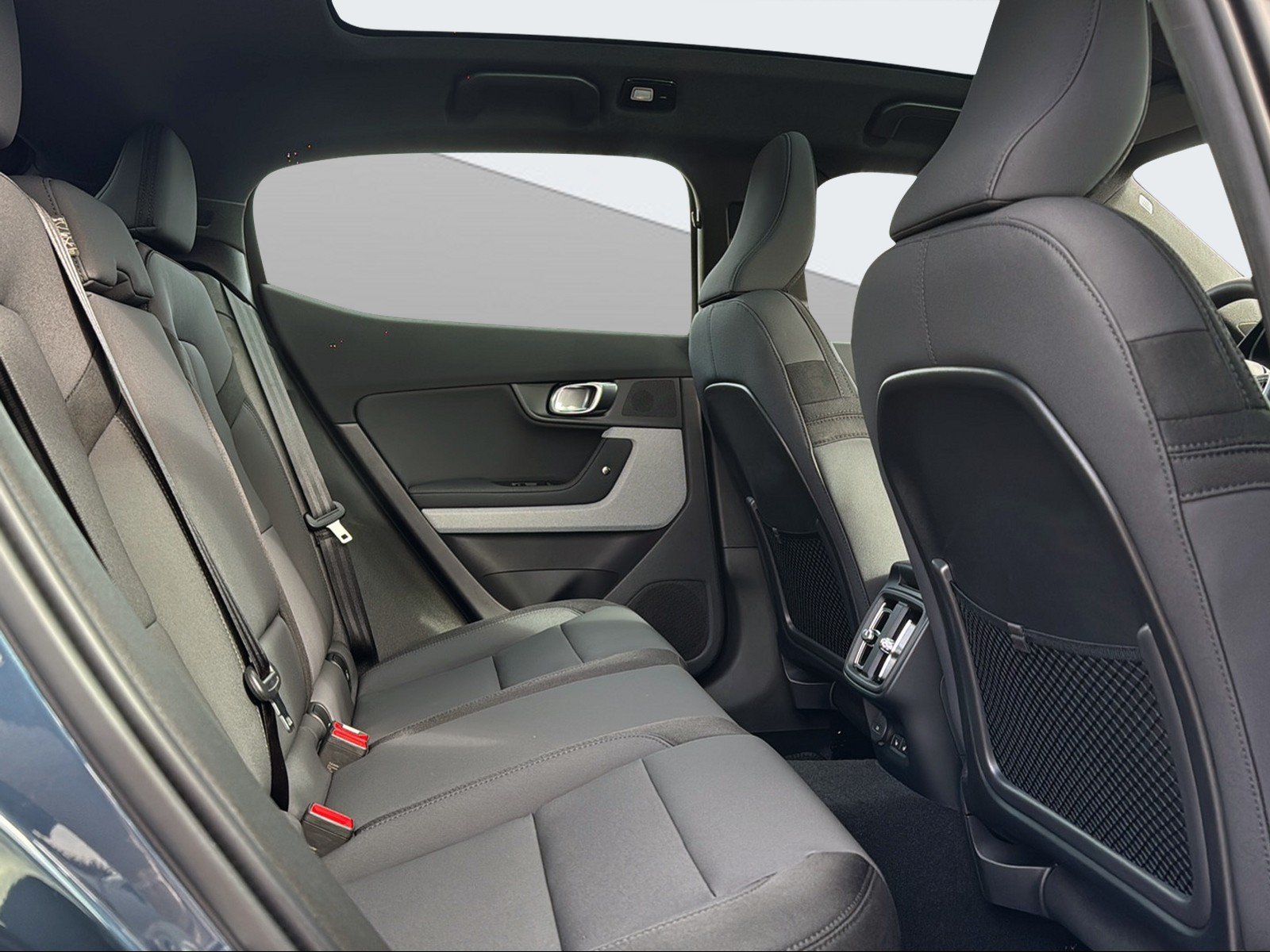 POLESTAR 2 Long Range Dual Motor-image-10