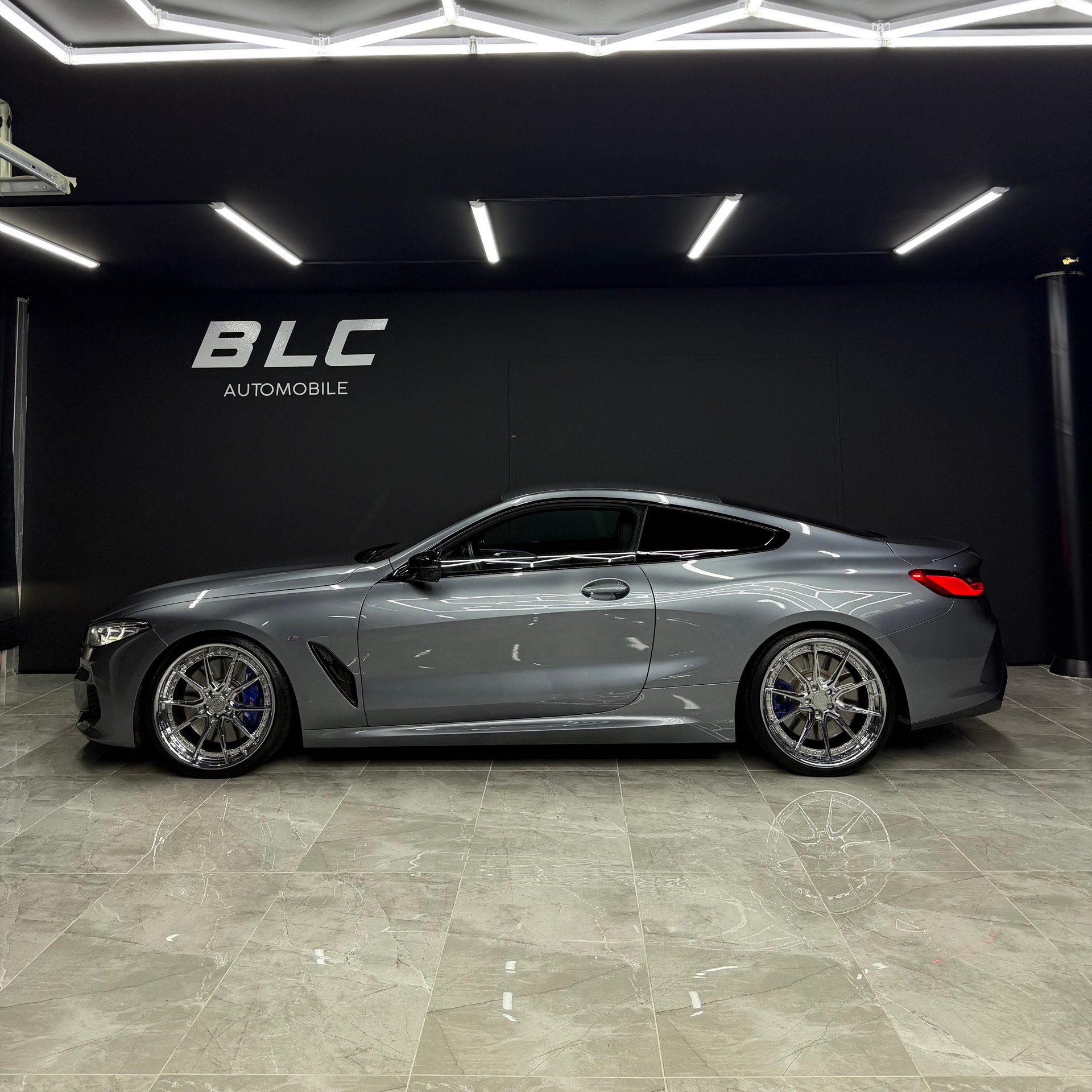BMW M850i xDrive First Edition Steptronic-image-2