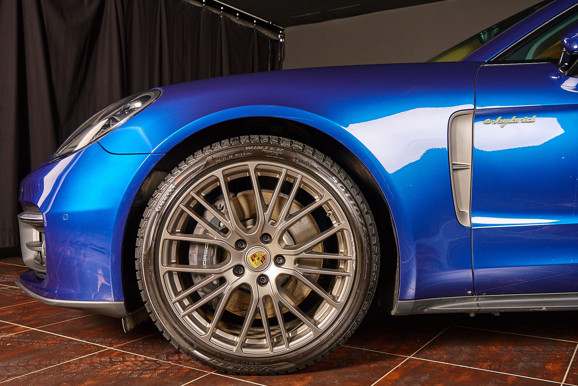 PORSCHE Panamera 4 Sport Turismo Platinum Edition PDK-image-1