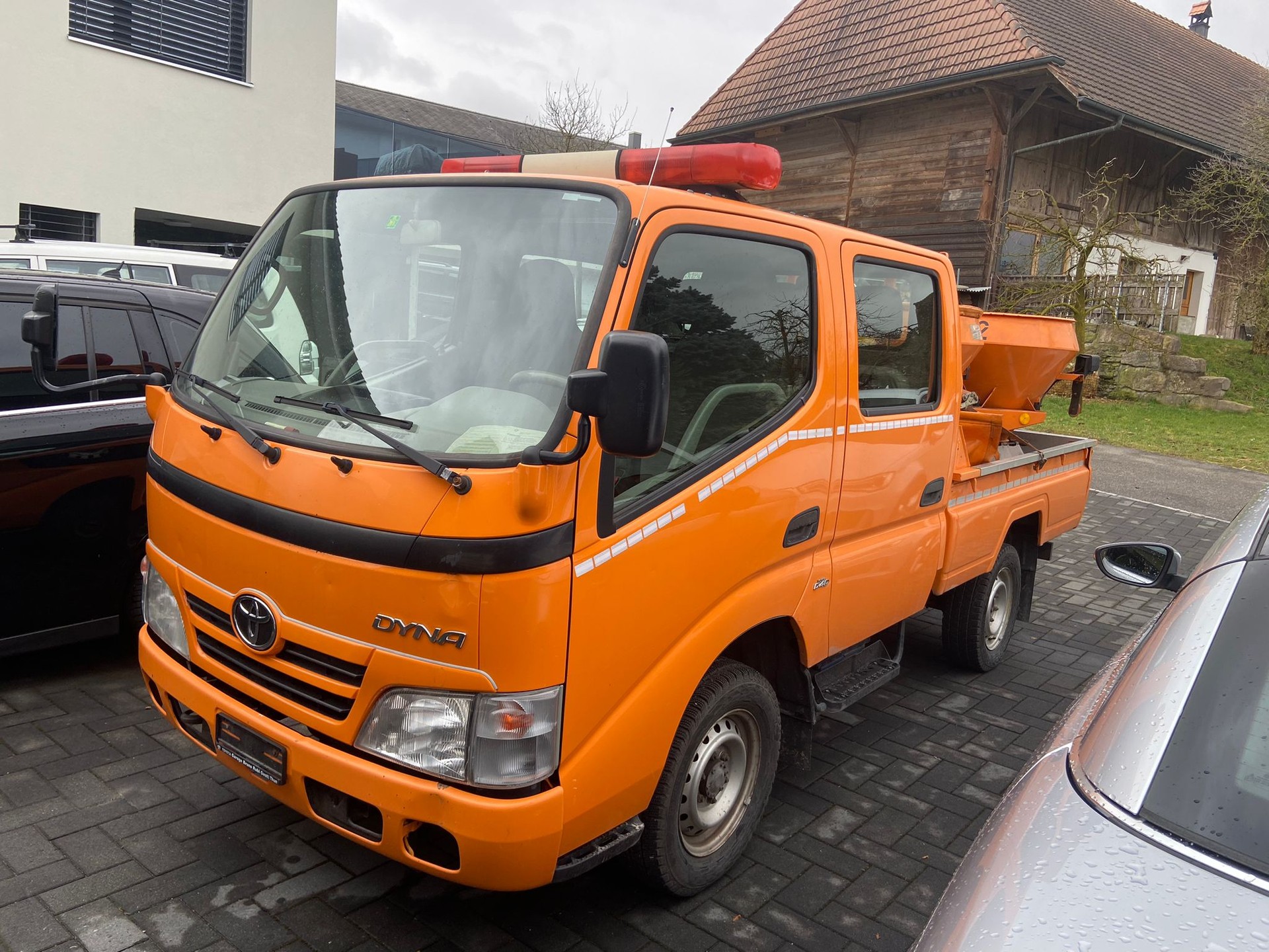 TOYOTA Dyna 100 3.0 D-4D-image-0