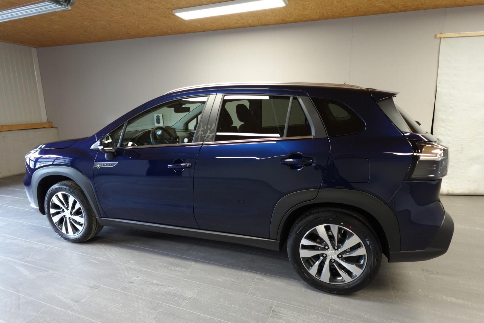 SUZUKI S-Cross 1.4 T Sakura Top Hybrid 4x4-image-11