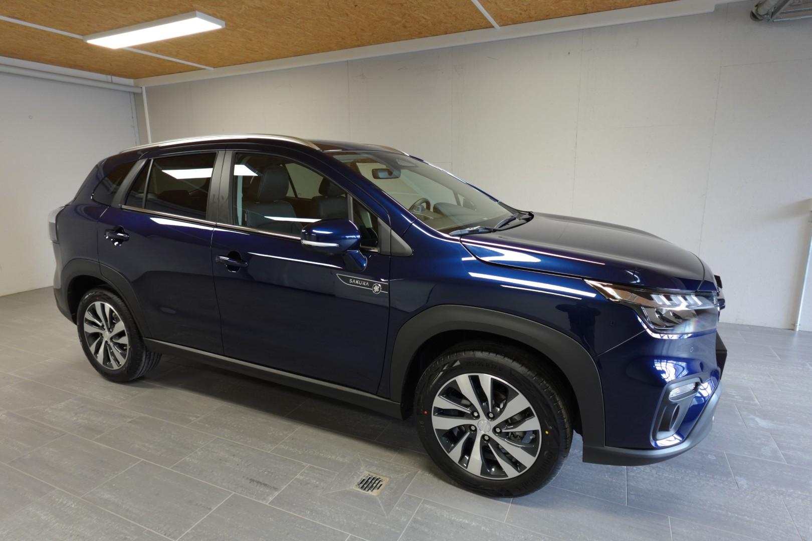 SUZUKI S-Cross 1.4 T Sakura Top Hybrid 4x4-image-3
