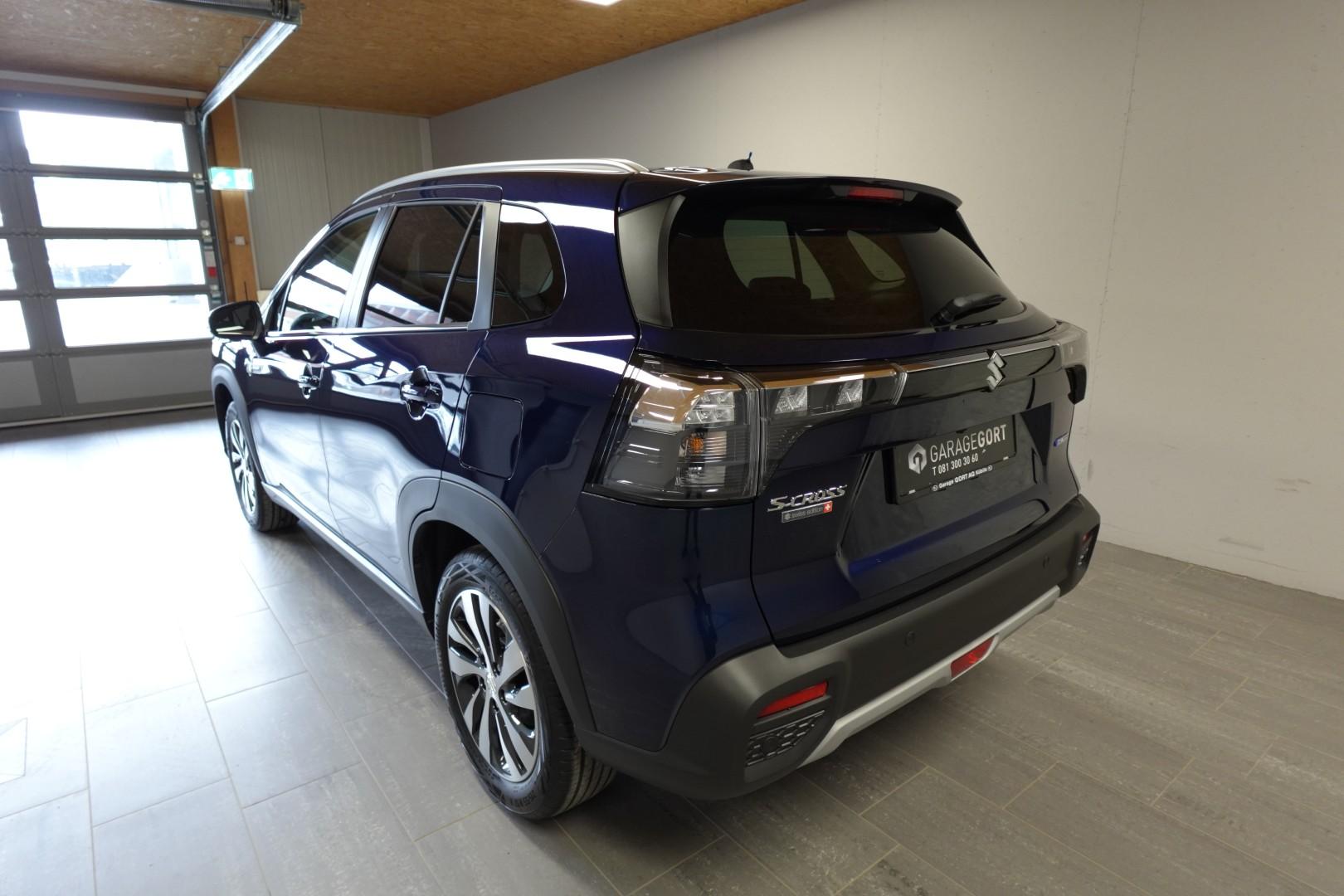 SUZUKI S-Cross 1.4 T Sakura Top Hybrid 4x4-image-9