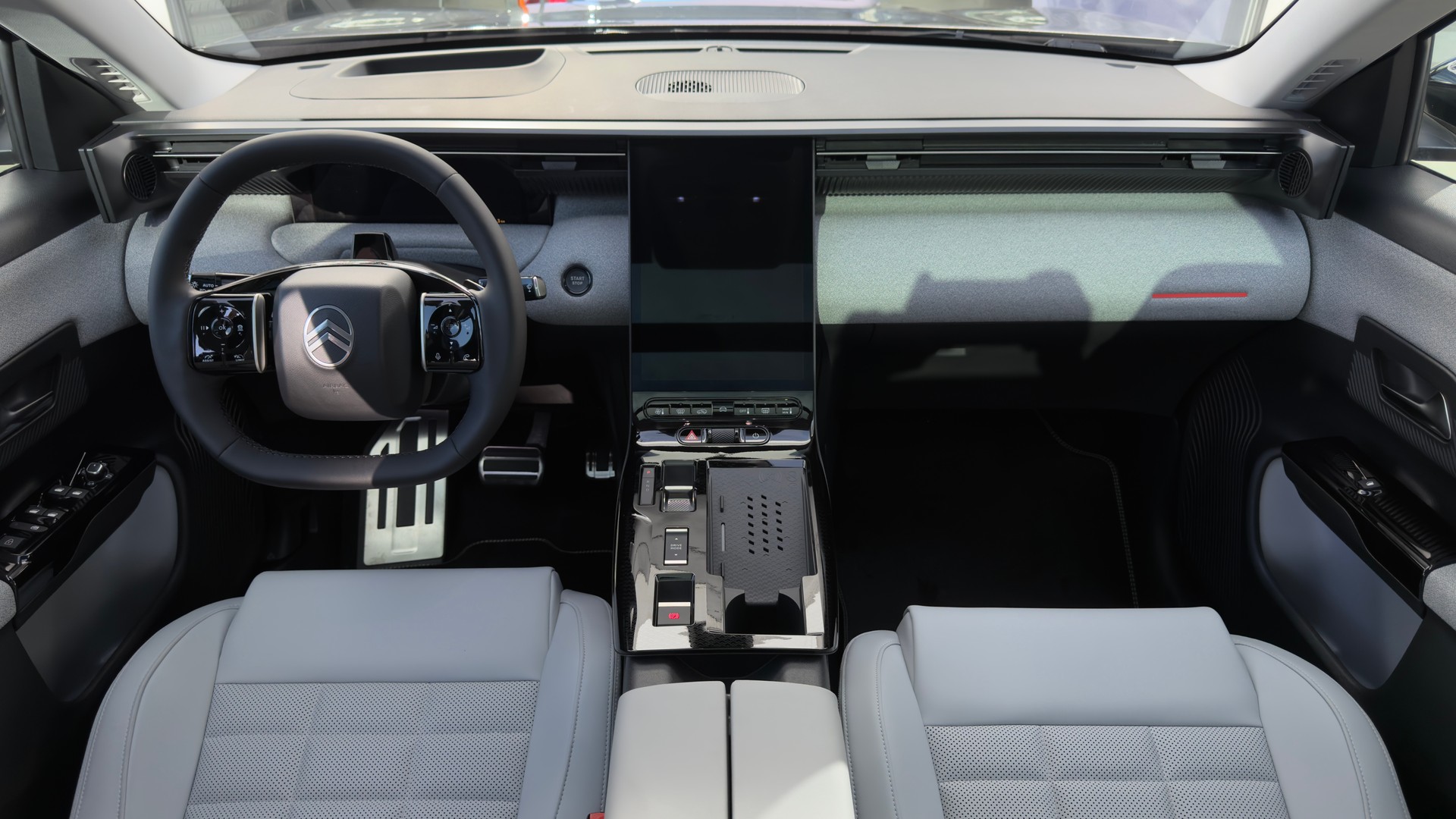 CITROEN E-C5 Aircross 73 kWh Max-image-4