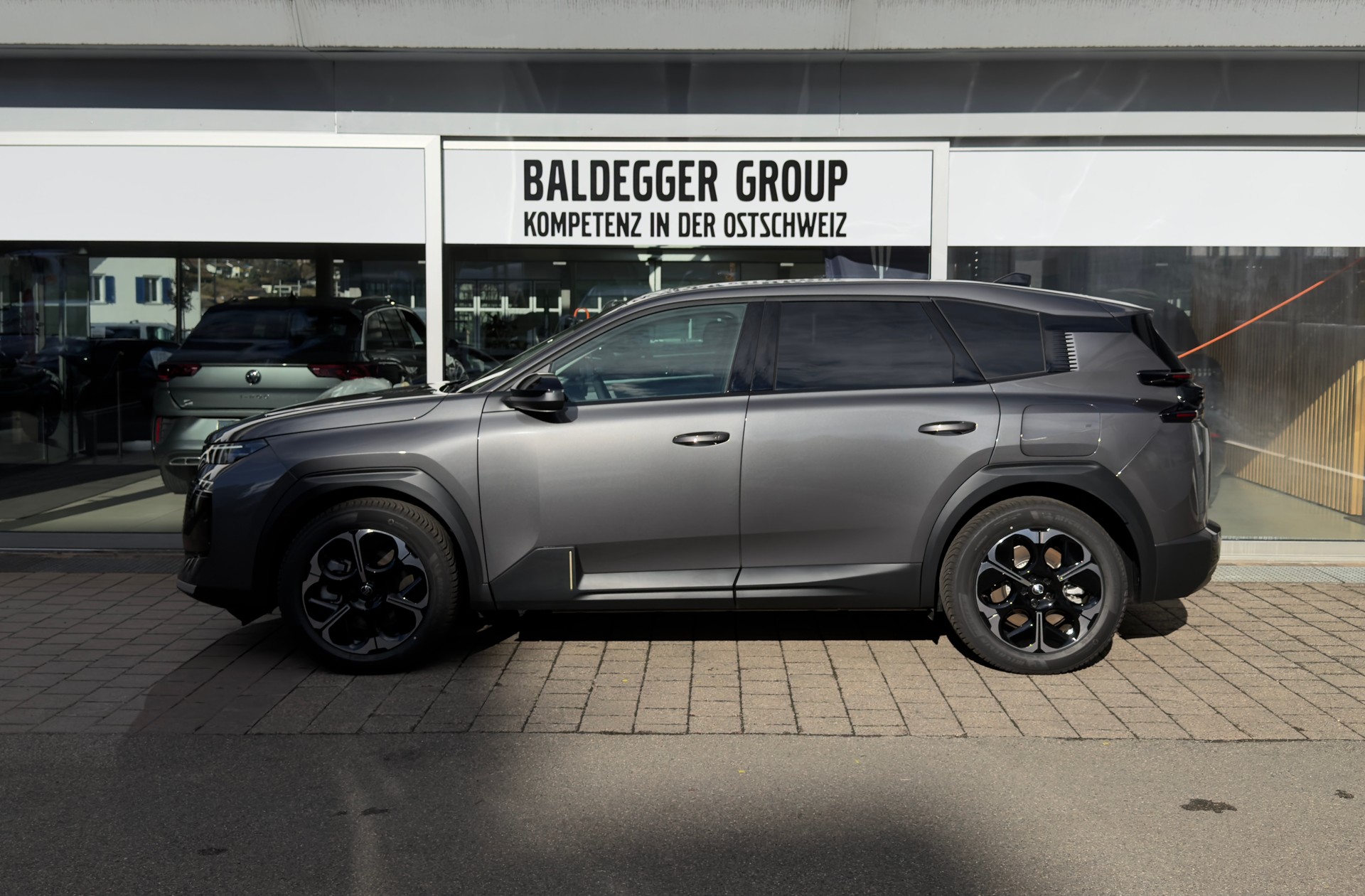 CITROEN E-C5 Aircross 73 kWh Max-image-6