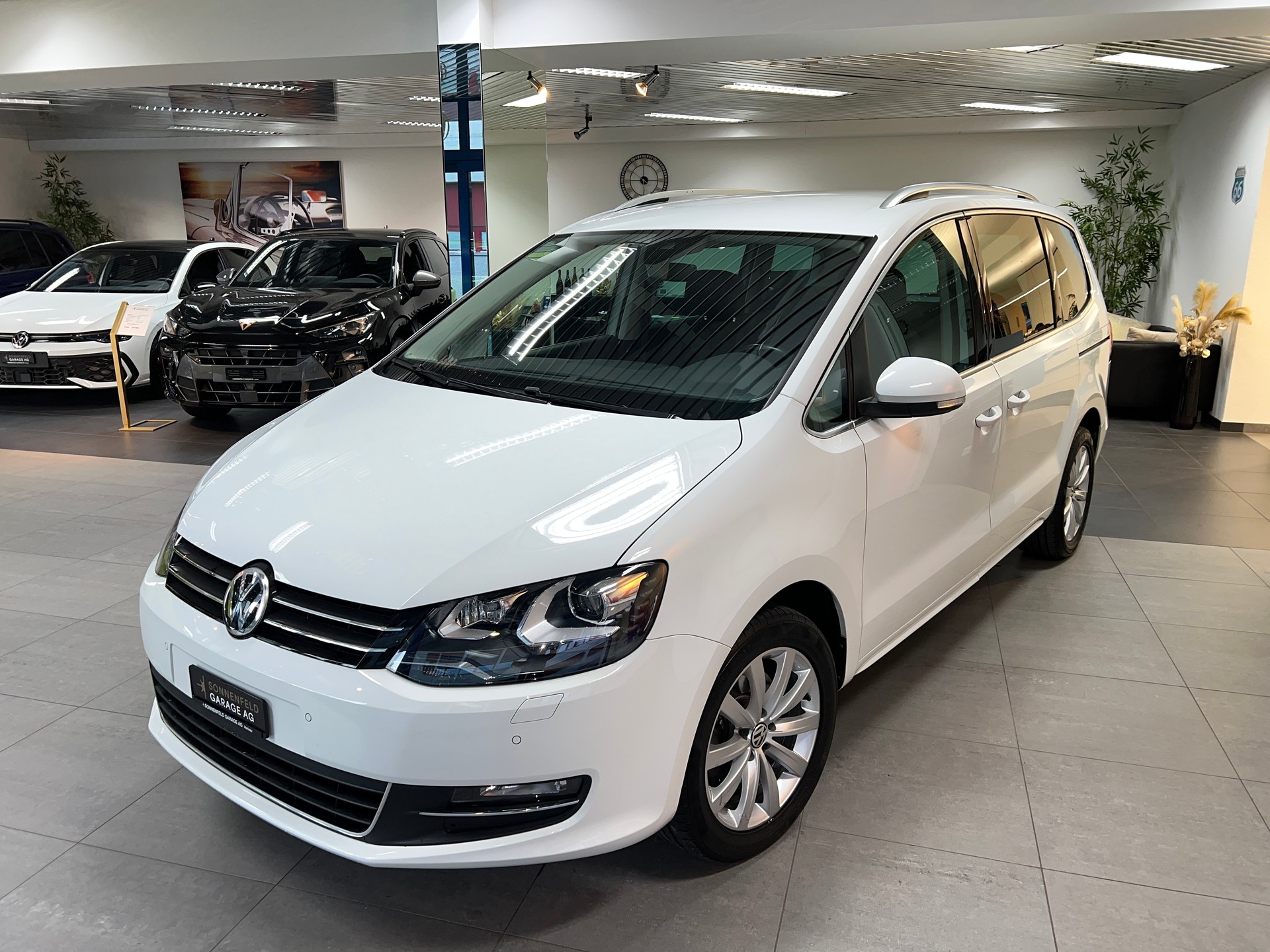 VW Sharan 2.0 TDI BMT Highline 4Motion DSG-image-2