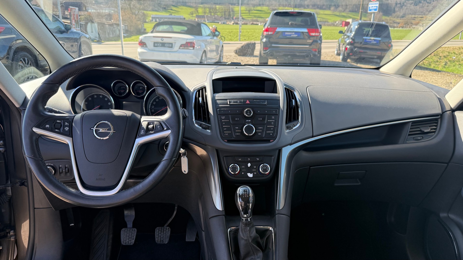 OPEL Zafira Tourer 1.4i 16V Cosmo-image-3