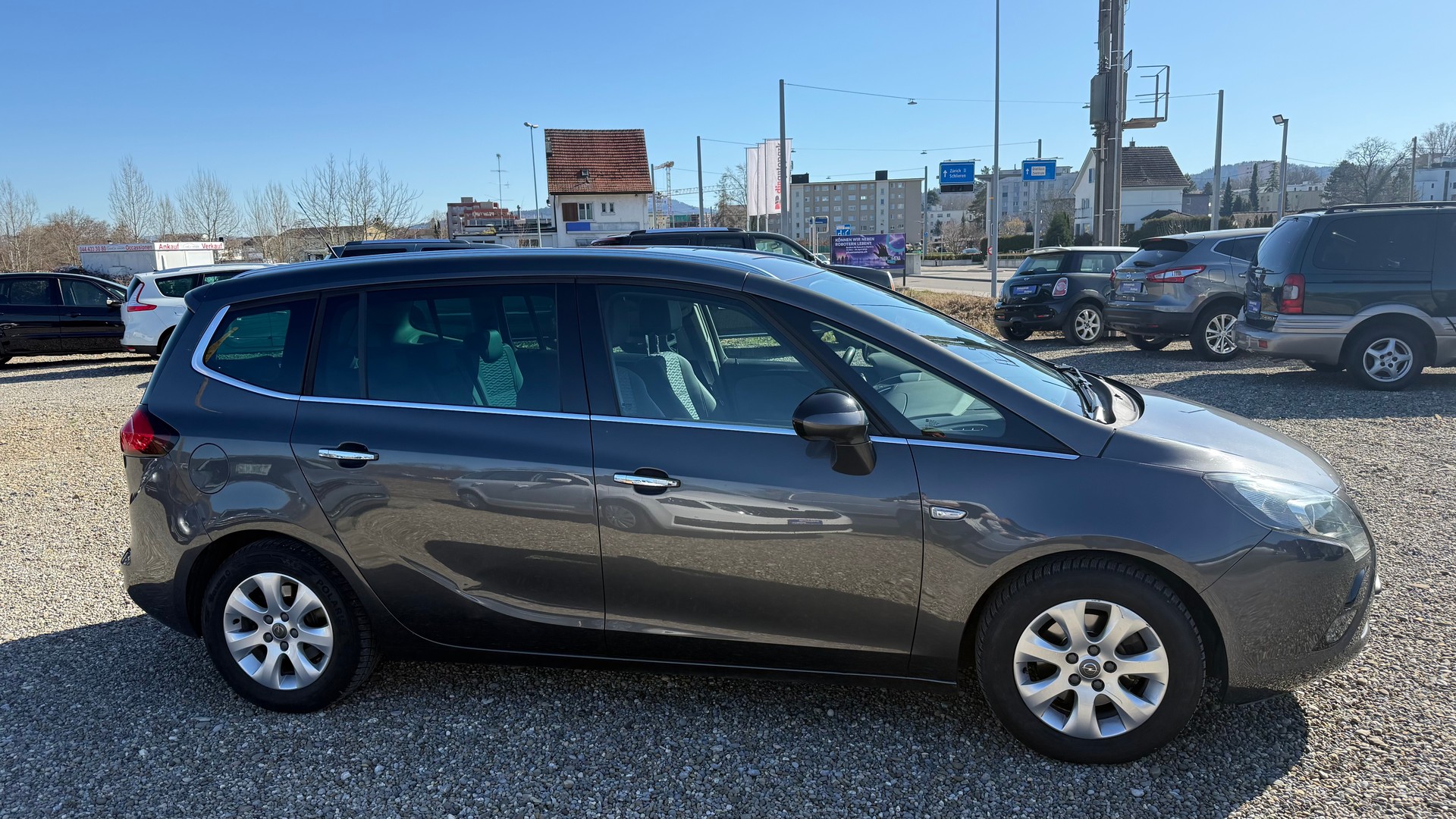 OPEL Zafira Tourer 1.4i 16V Cosmo-image-11