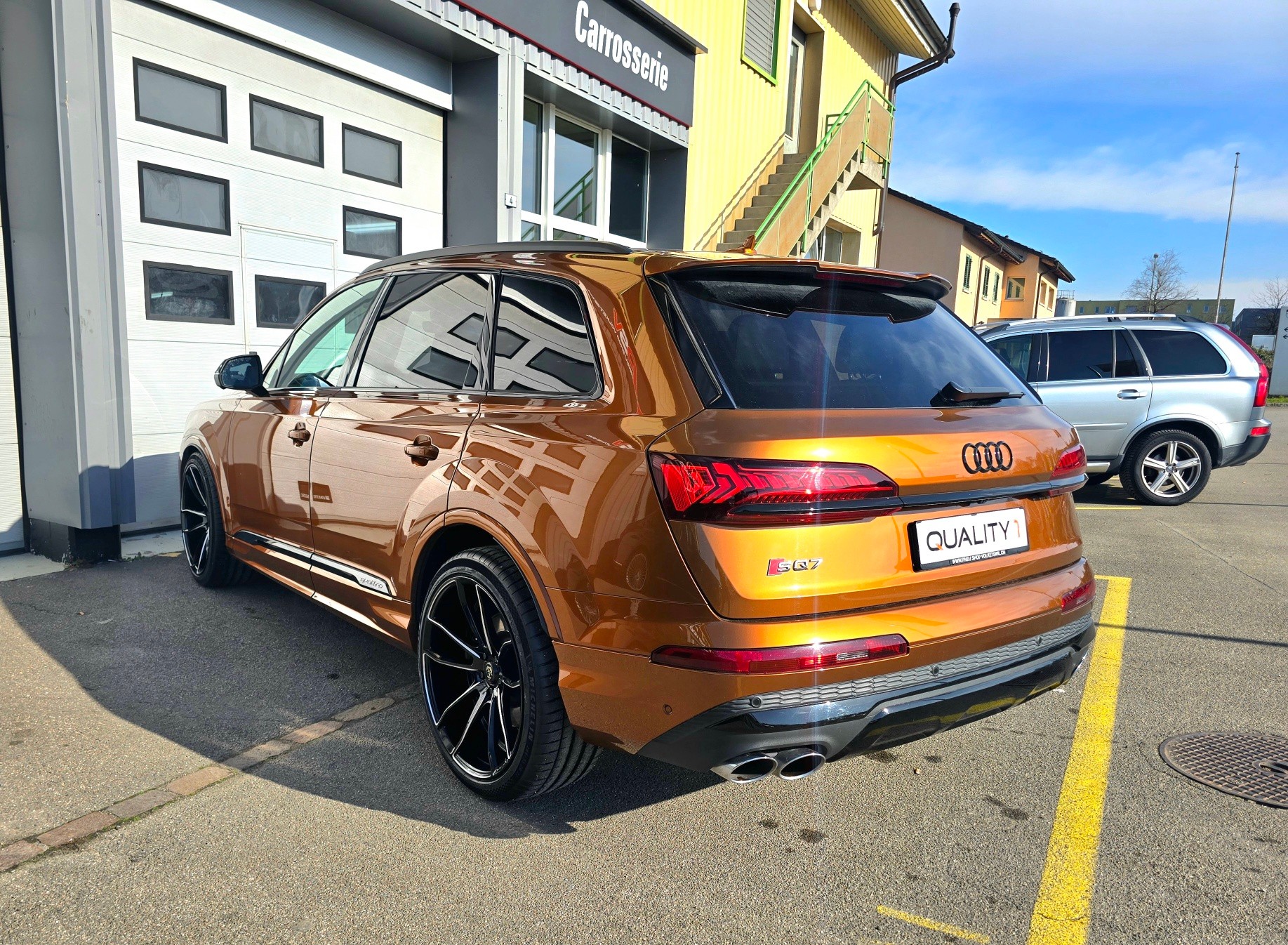 AUDI SQ7 TFSI quattro tiptronic-showroom-element-2