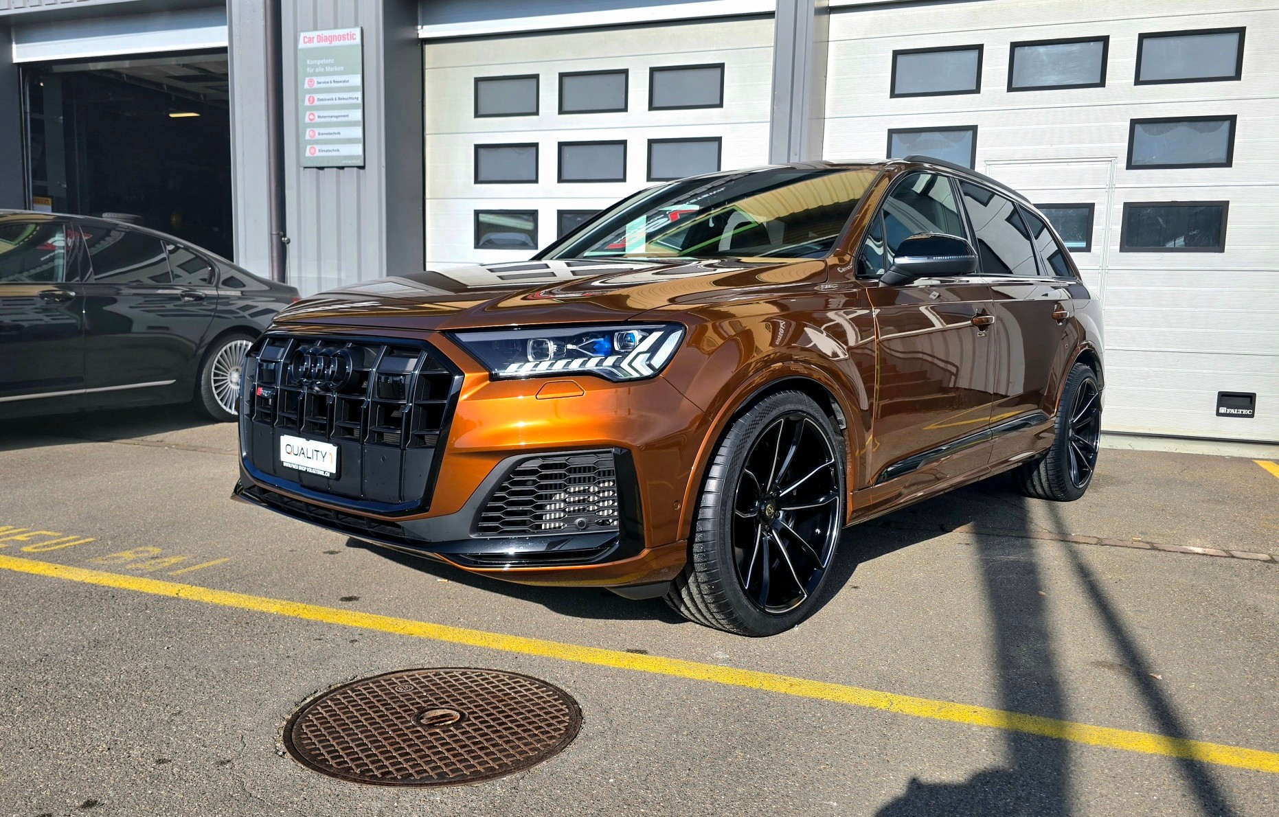 AUDI SQ7 TFSI quattro tiptronic