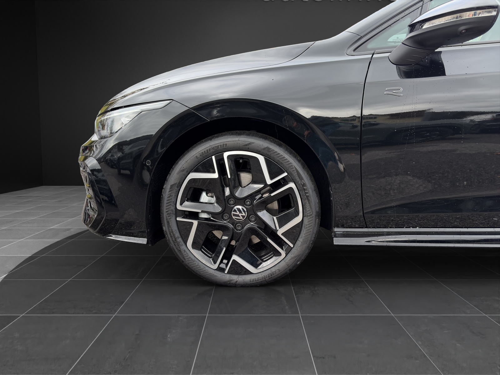 VW Golf Variant 2.0 TSI R-Line DSG 4 Motion-image-13