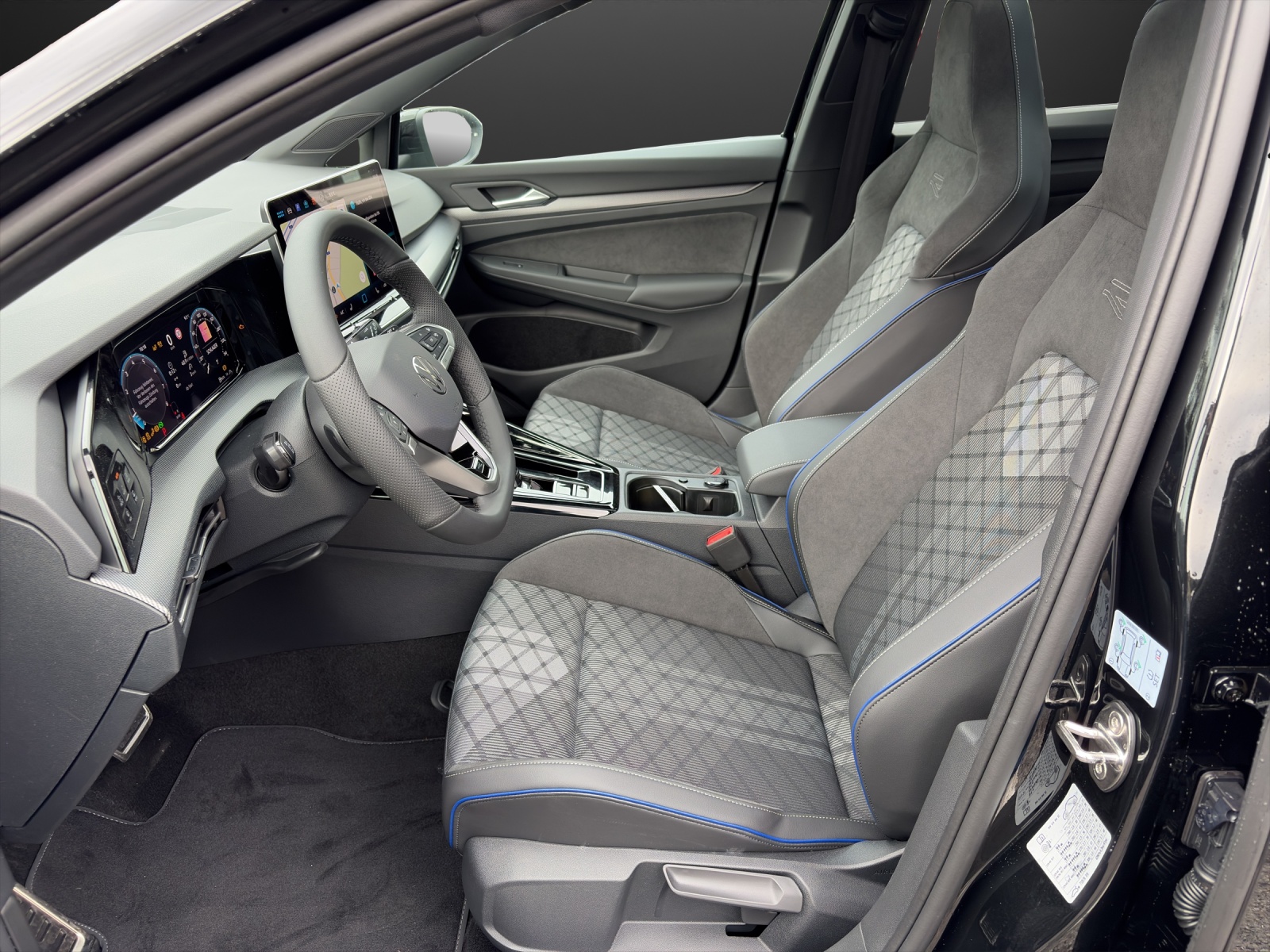 VW Golf Variant 2.0 TSI R-Line DSG 4 Motion-image-7