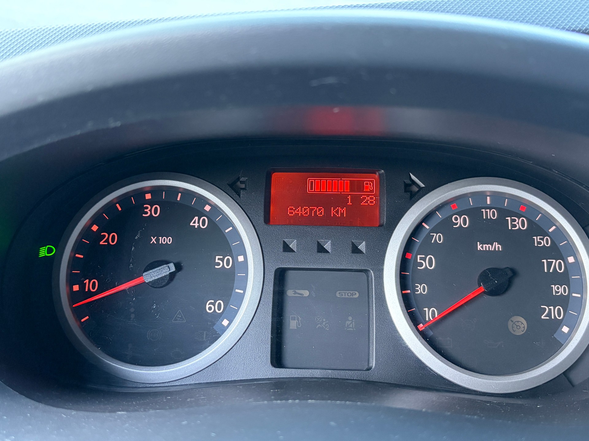 RENAULT Trafic 2.0dCi Eco Passenger Authentique-image-6