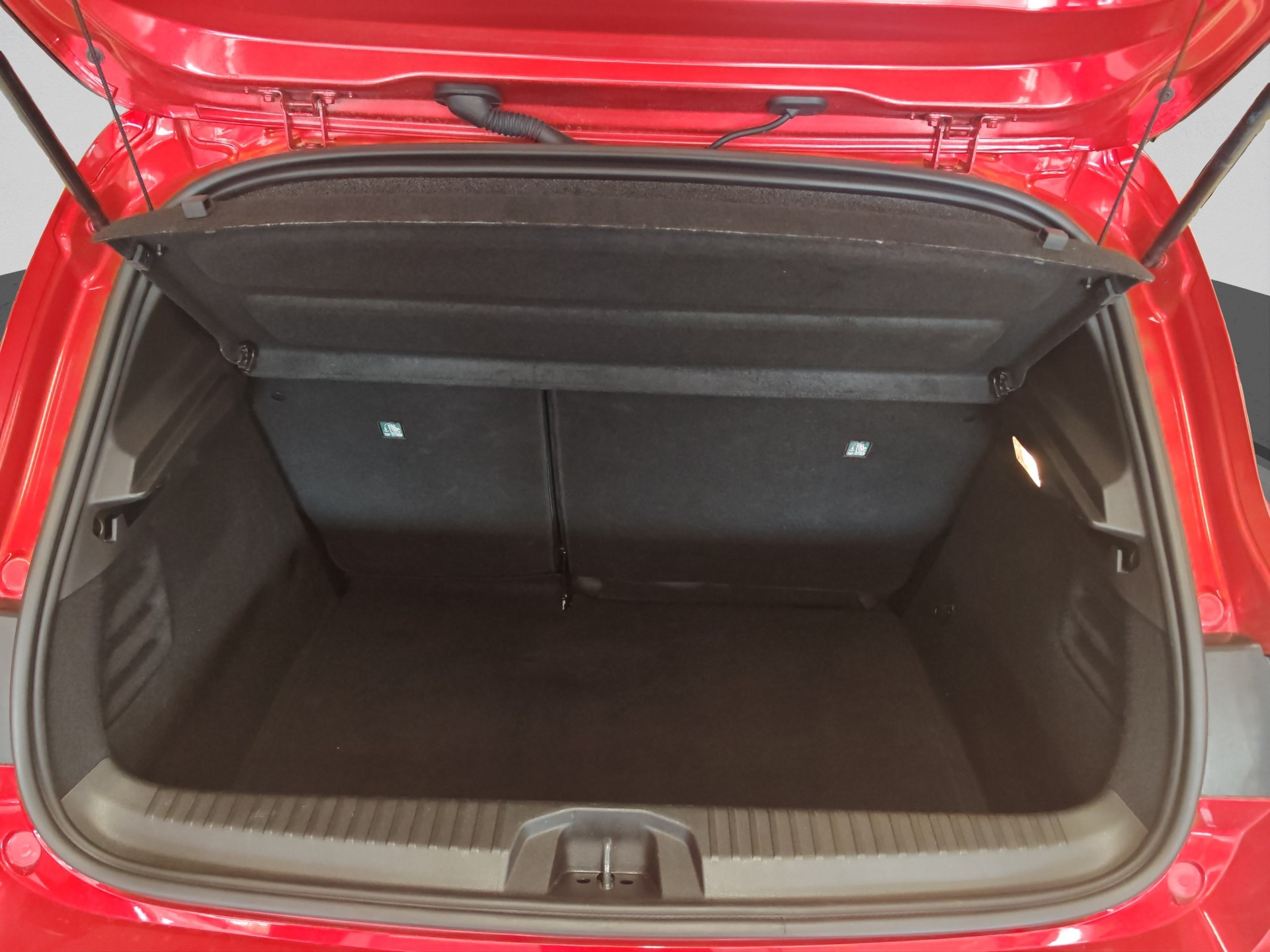 RENAULT Clio 1.0 Techno X-Tronic-image-15