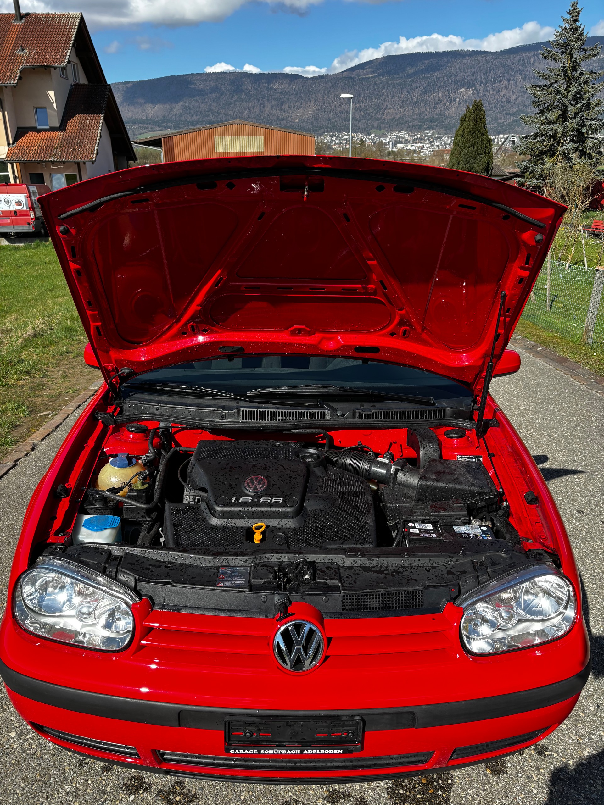 VW Golf 1.6 Automatic-image-14