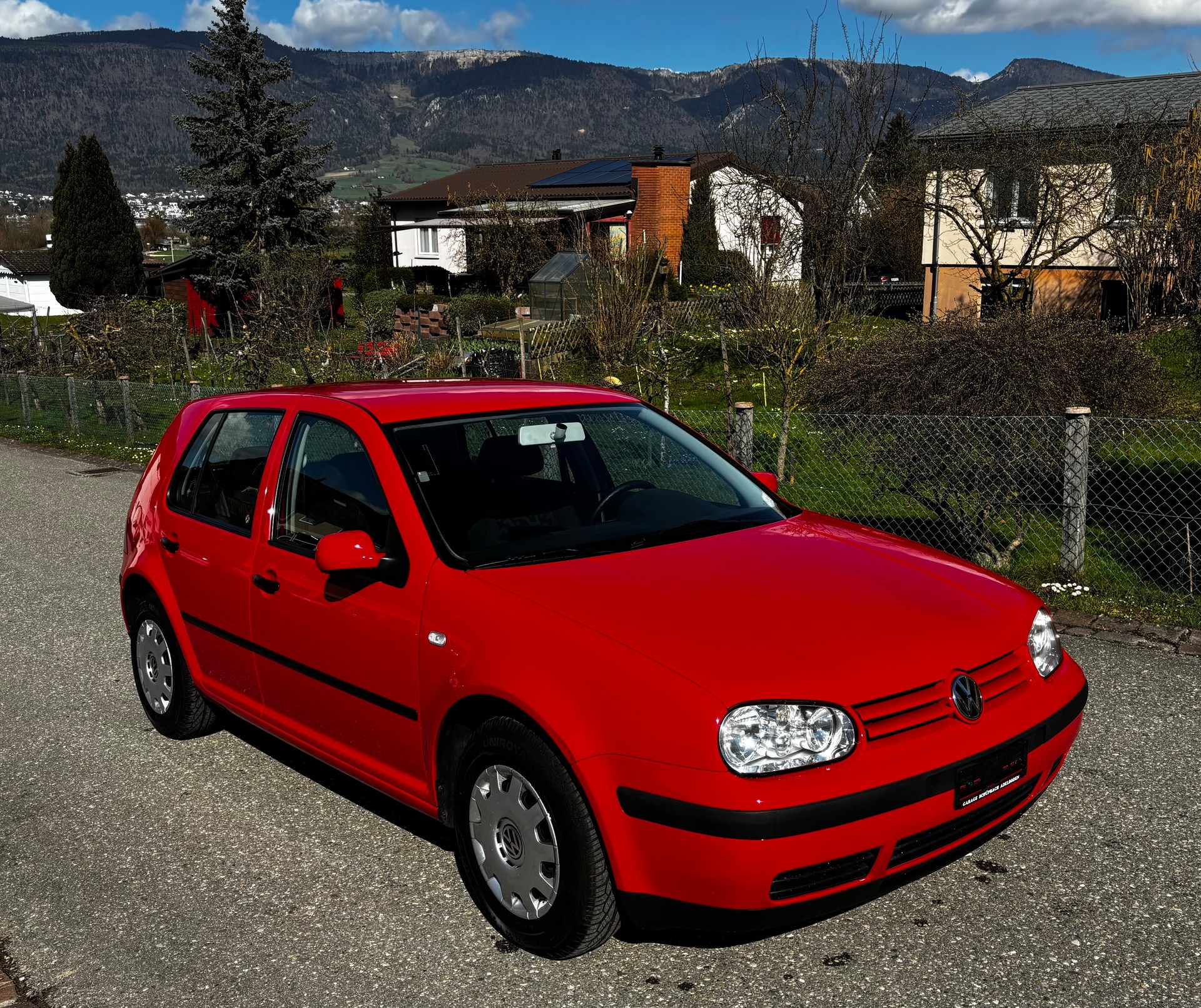 VW Golf 1.6 Automatic-image-0