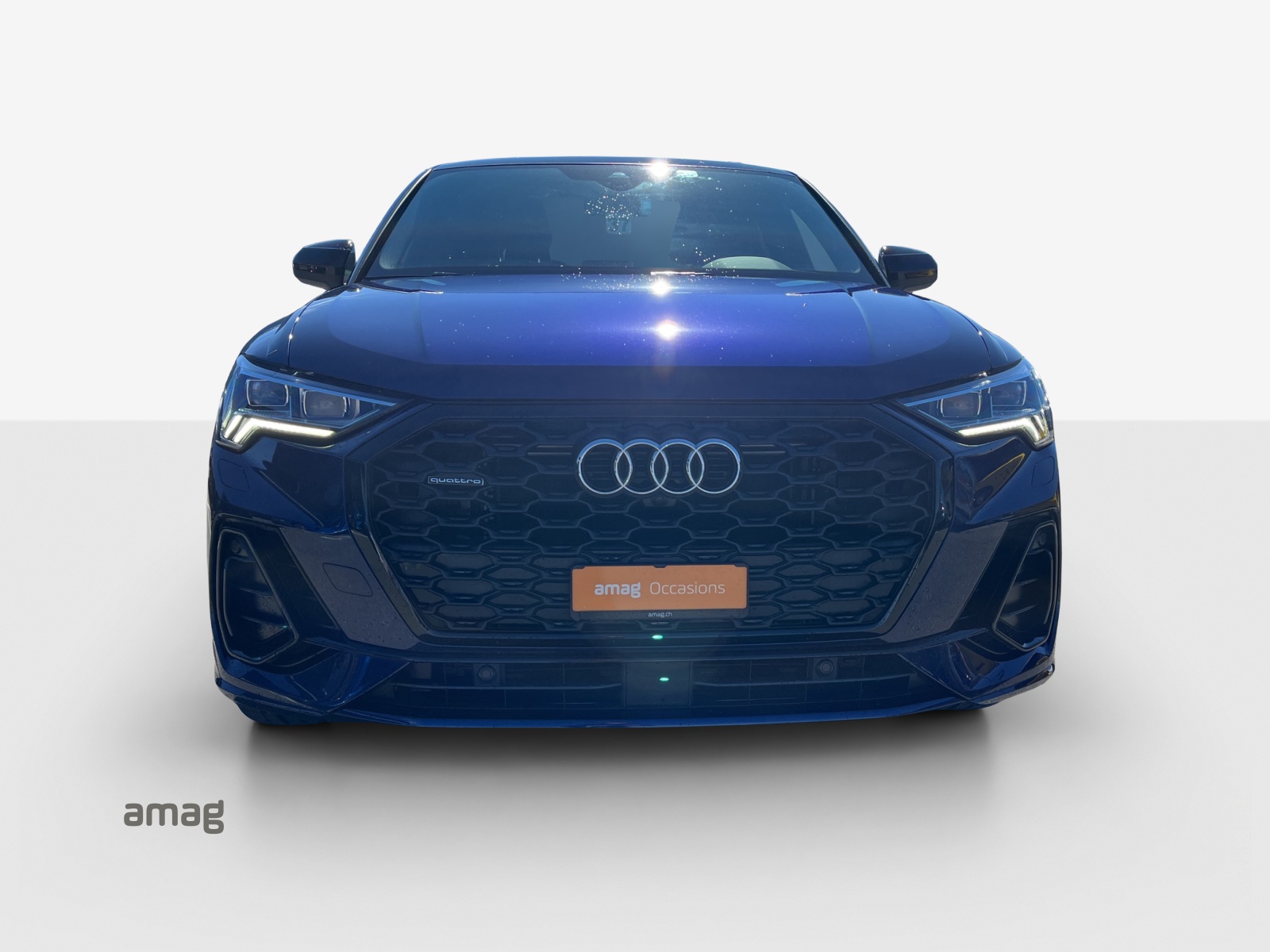 AUDI Q3 Sportback 45 TFSI S line quattro S-tronic-image-6